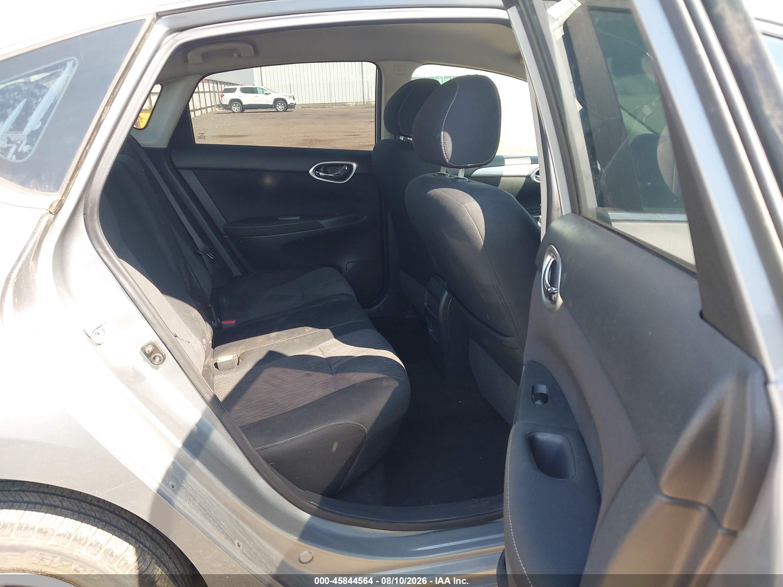 2014 Nissan Sentra Sv Silver vin: 3N1AB7AP6EL642299