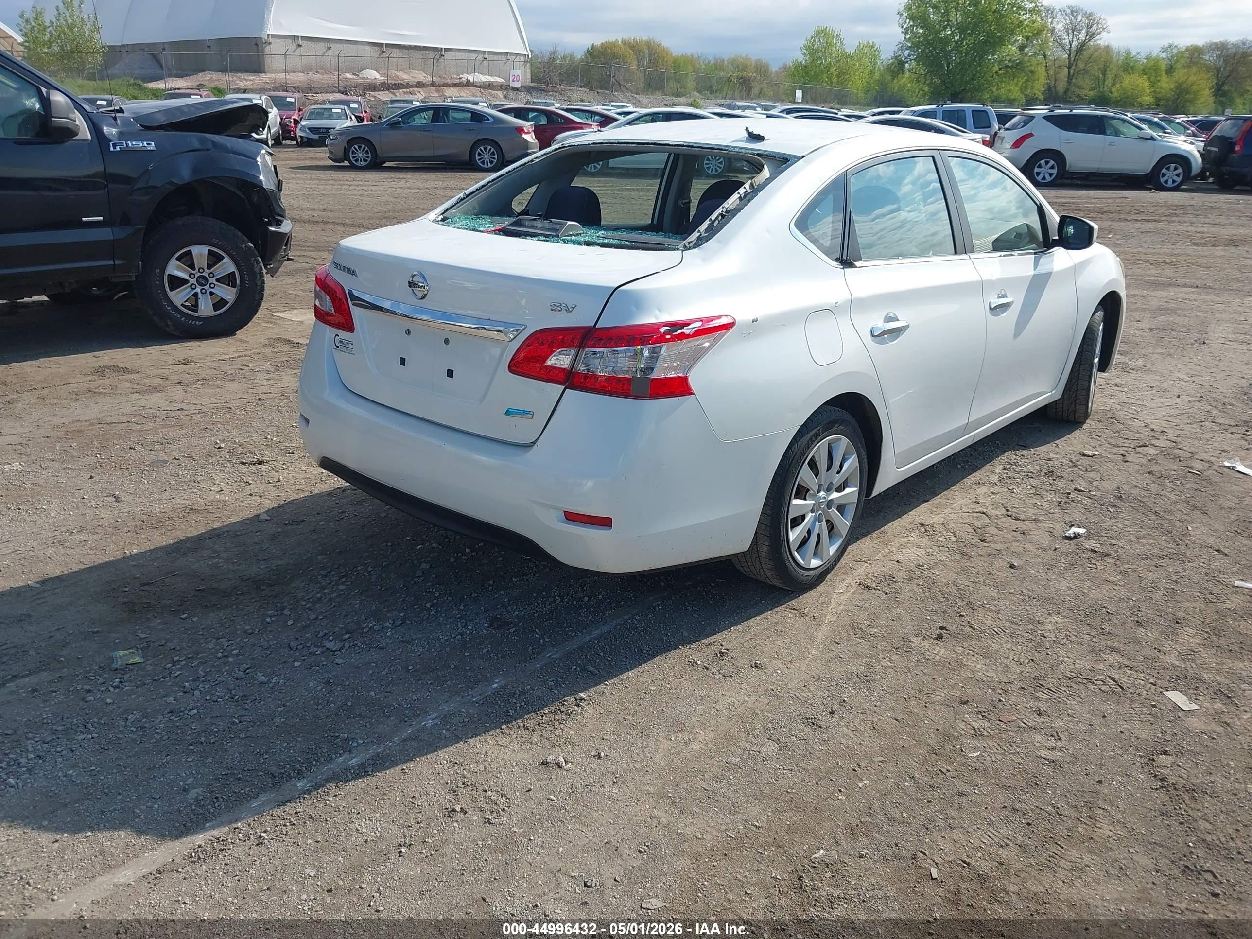 2014 Nissan Sentra Sv Белый vin: 3N1AB7AP6EL663508