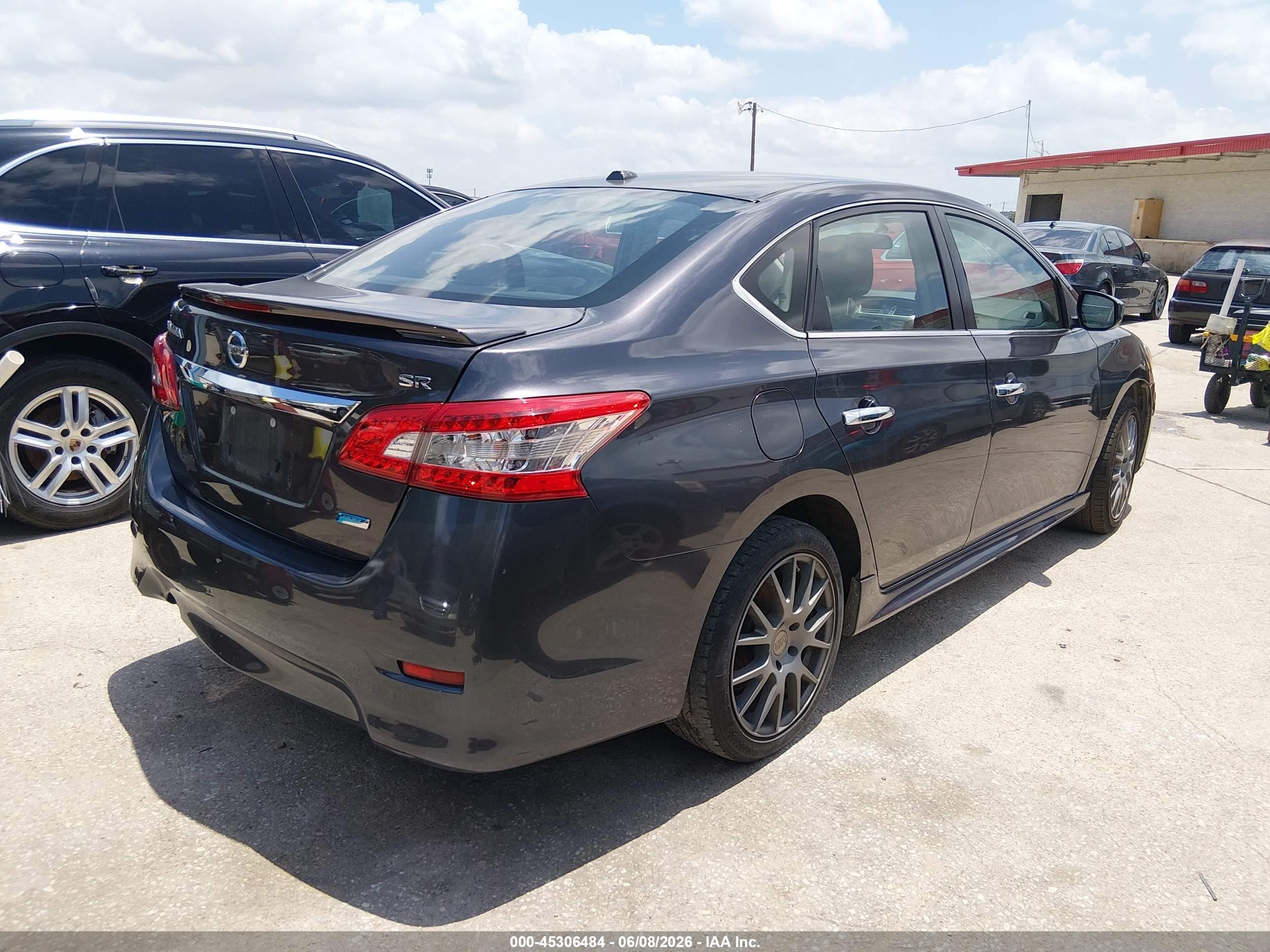 2014 Nissan Sentra Sr Серый vin: 3N1AB7AP6EY249891