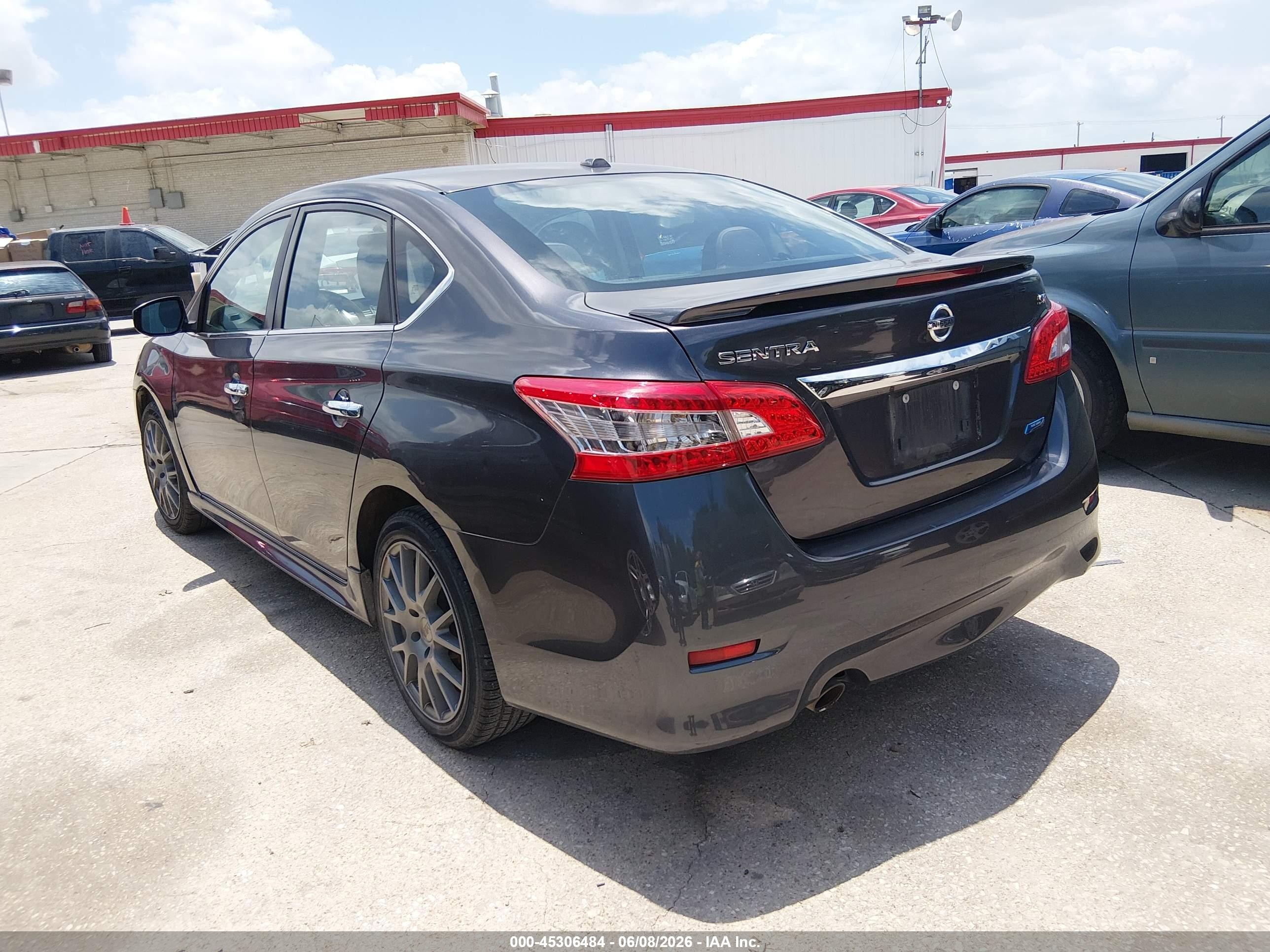 2014 Nissan Sentra Sr Серый vin: 3N1AB7AP6EY249891