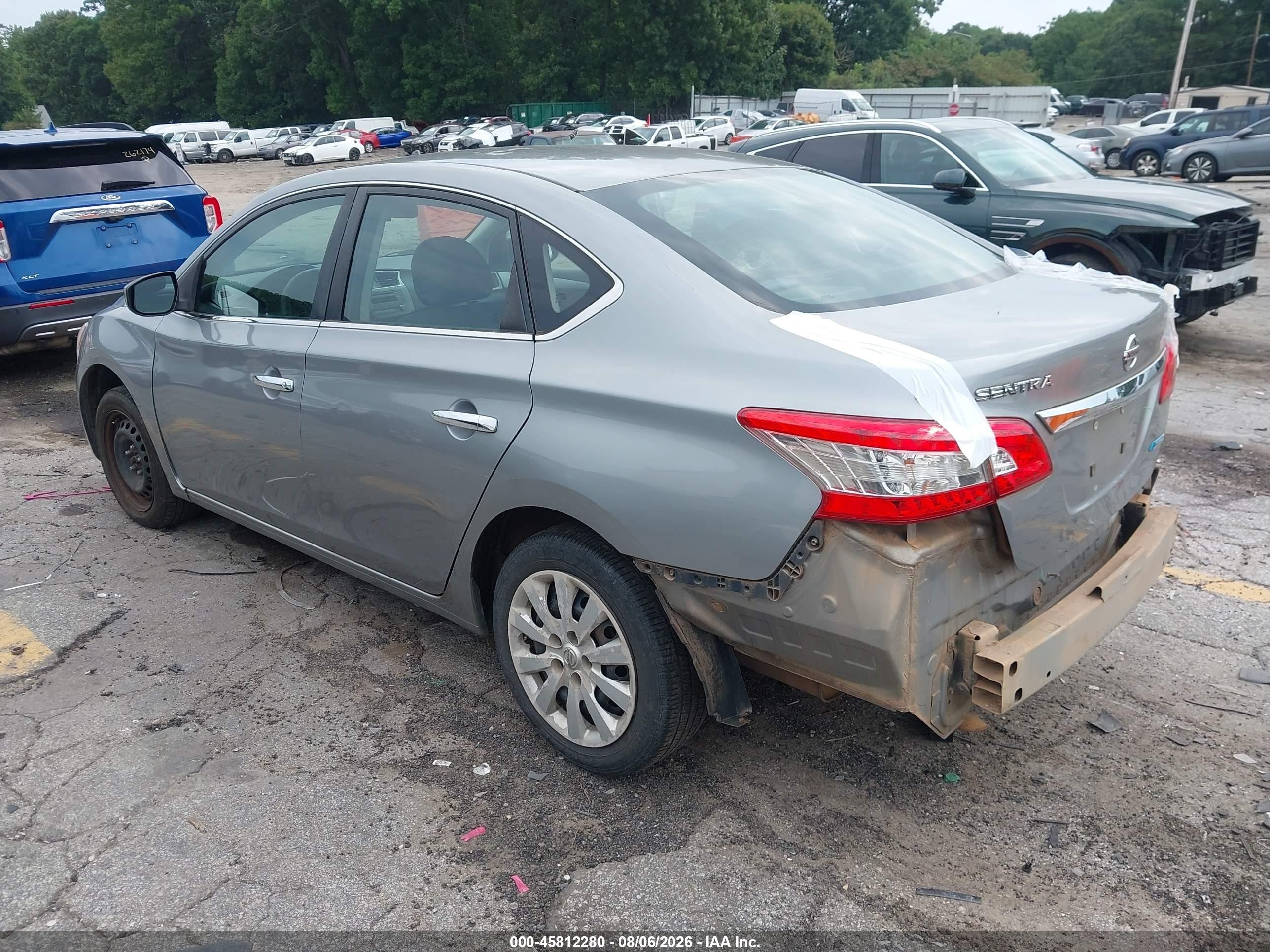 2014 Nissan Sentra S Серебряный vin: 3N1AB7AP6EY253214