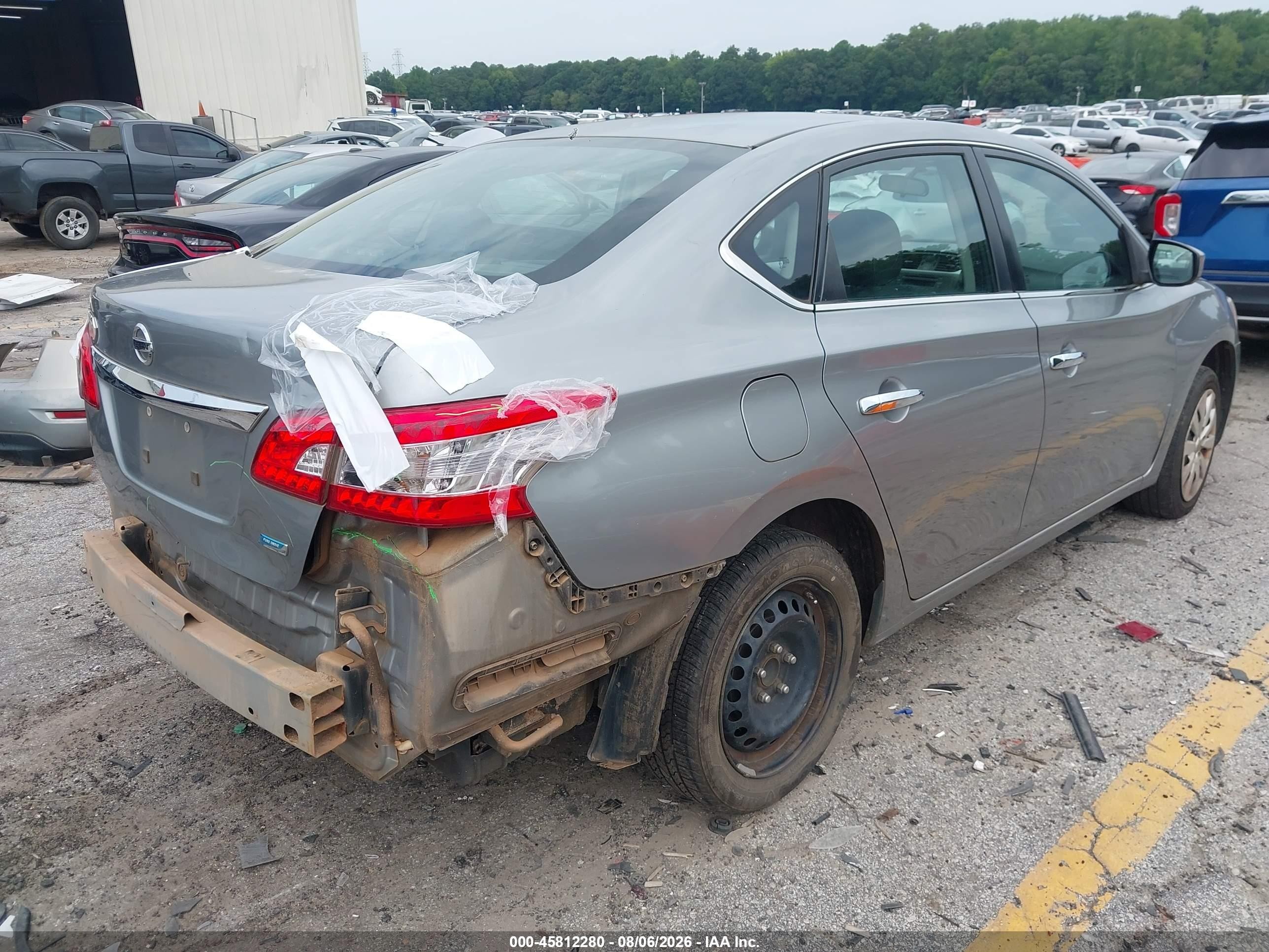 2014 Nissan Sentra S Серебряный vin: 3N1AB7AP6EY253214
