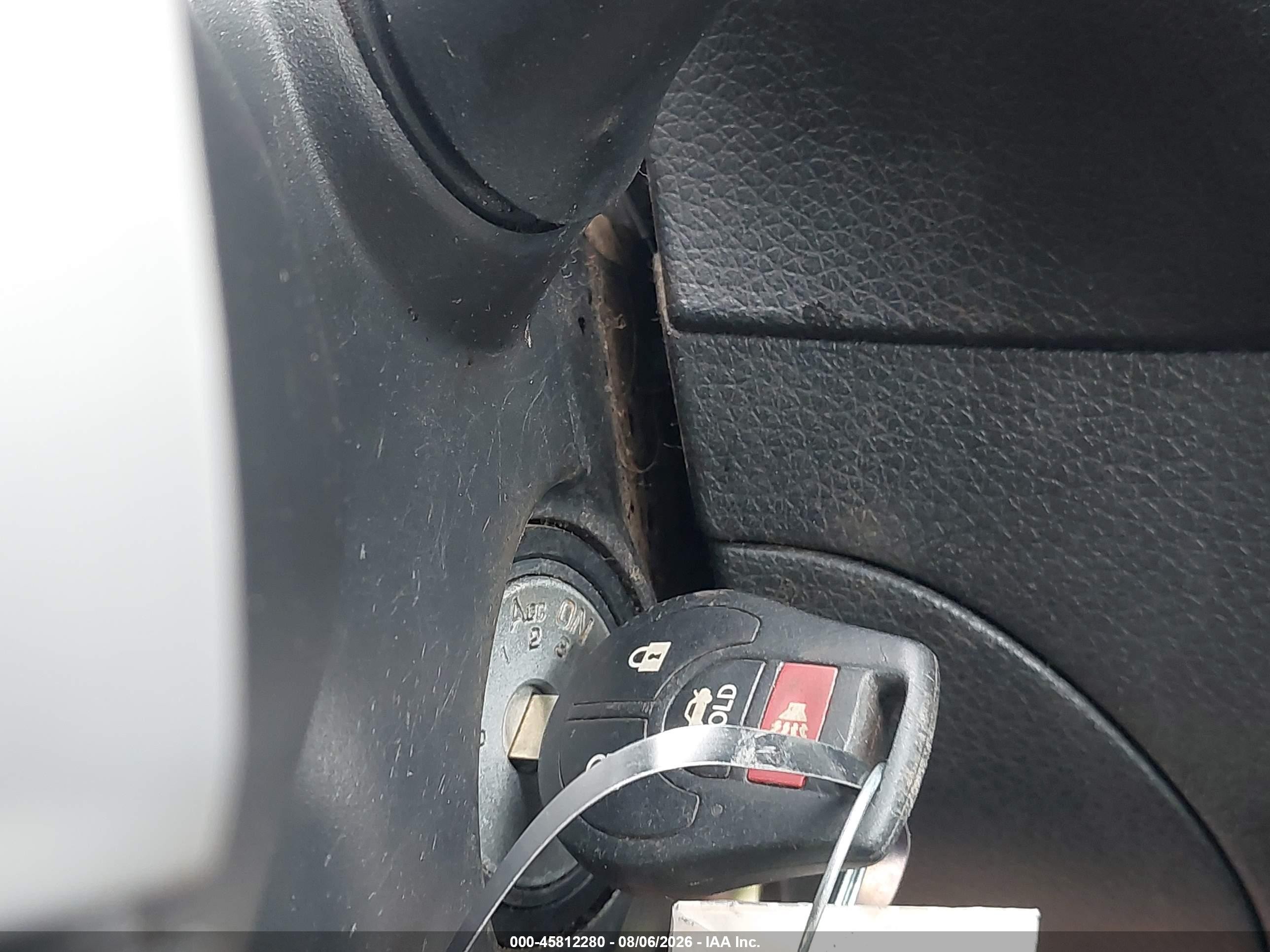2014 Nissan Sentra S Серебряный vin: 3N1AB7AP6EY253214