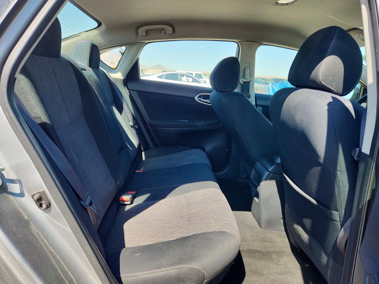 2014 Nissan Sentra Sv Silver vin: 3N1AB7AP6EY282745