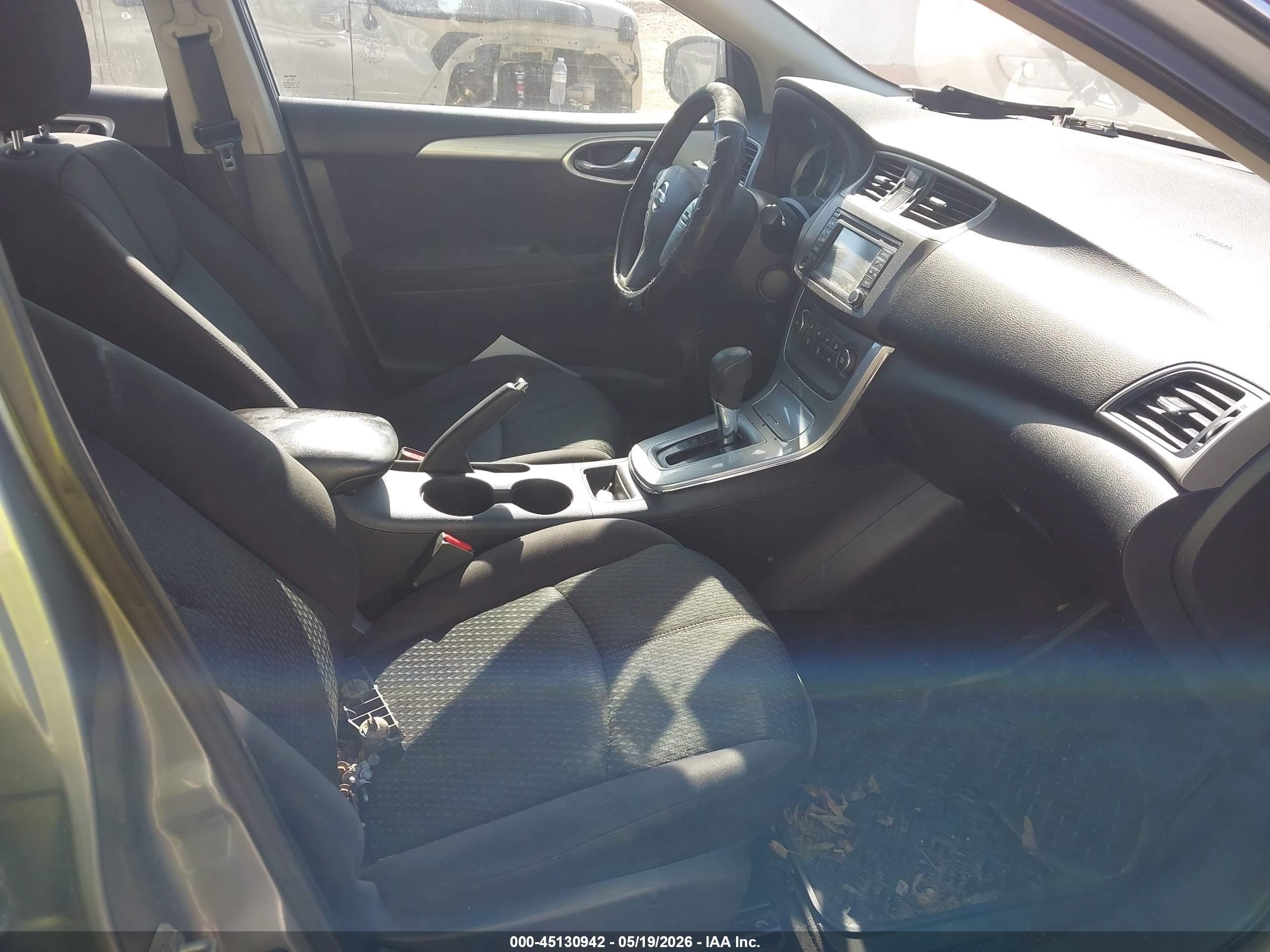 2014 Nissan Sentra Sr Silver vin: 3N1AB7AP6EY301519