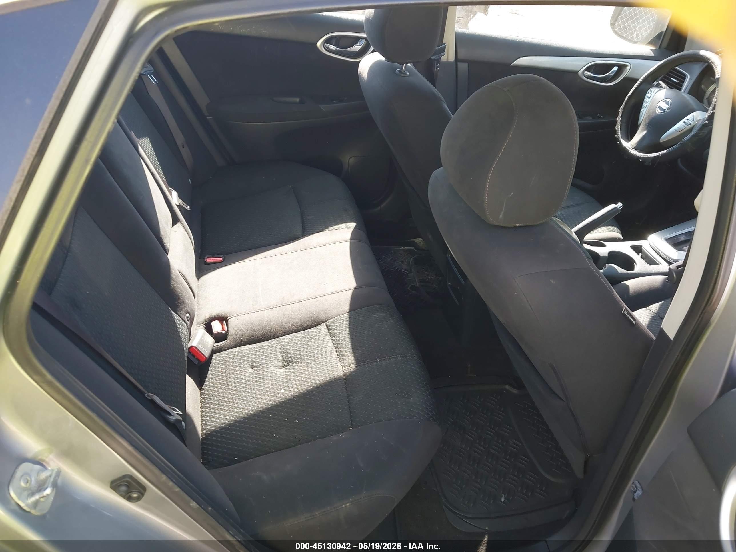 2014 Nissan Sentra Sr Silver vin: 3N1AB7AP6EY301519