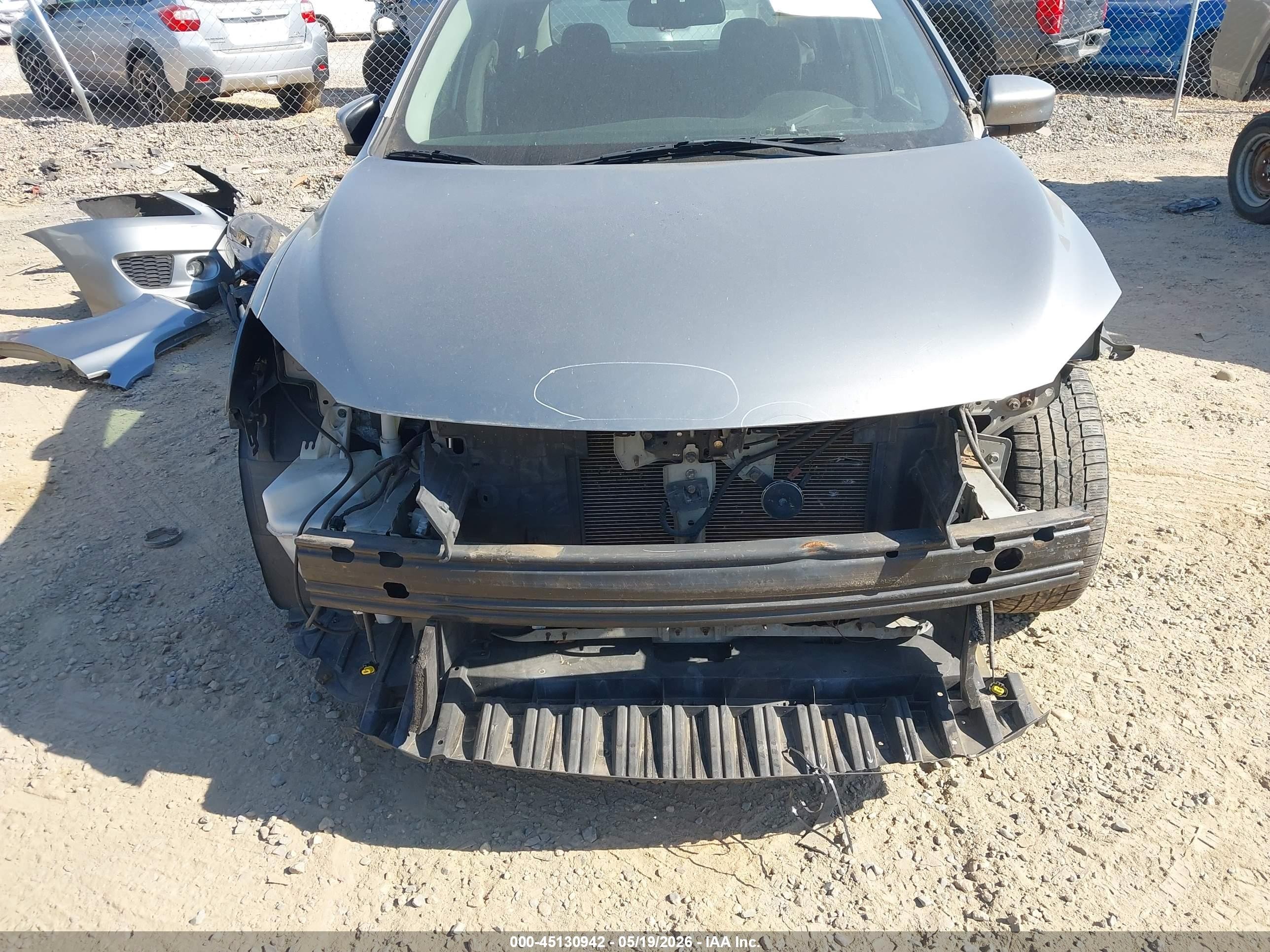 2014 Nissan Sentra Sr Silver vin: 3N1AB7AP6EY301519