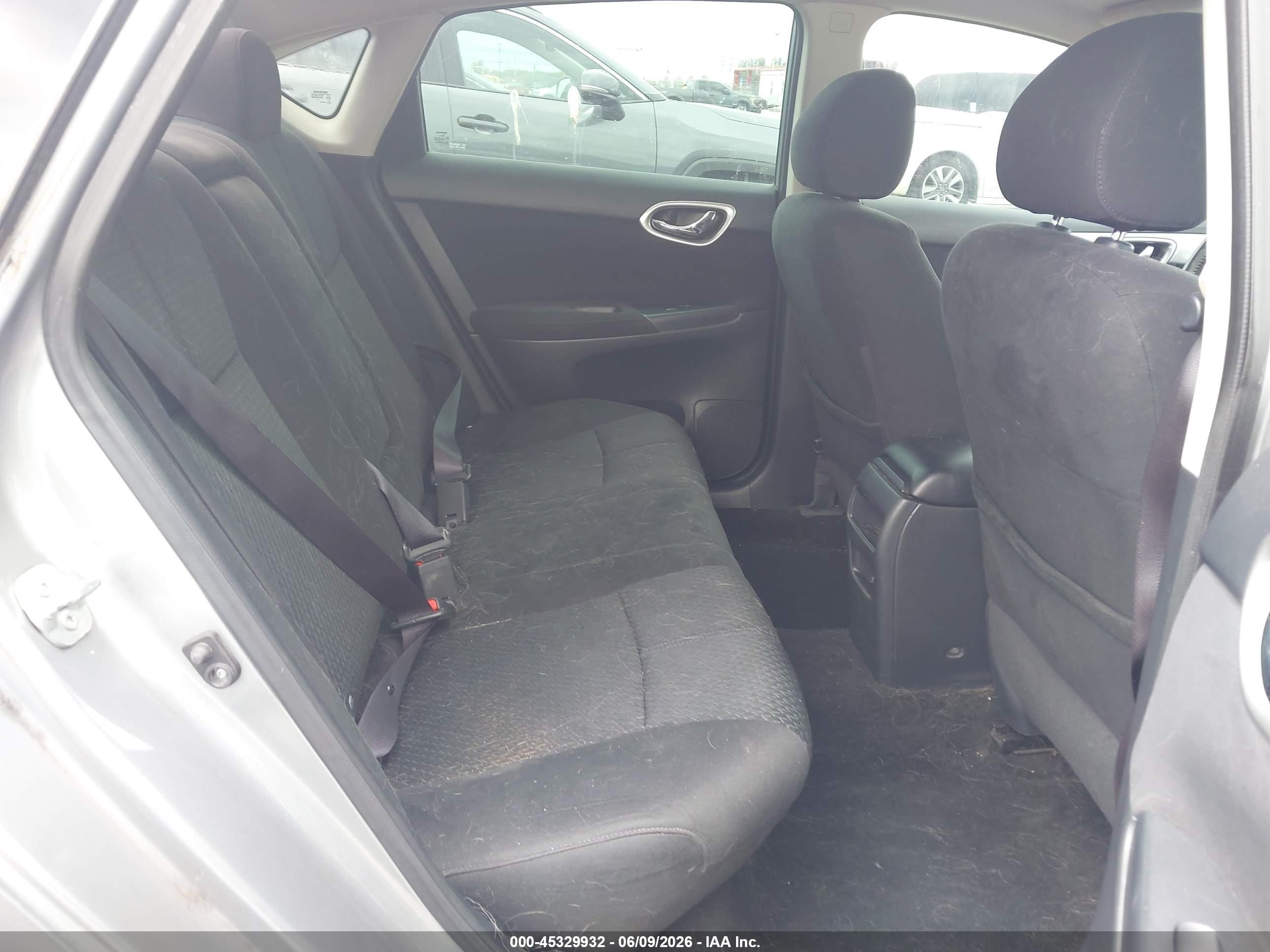 2014 Nissan Sentra Sr Silver vin: 3N1AB7AP6EY341342