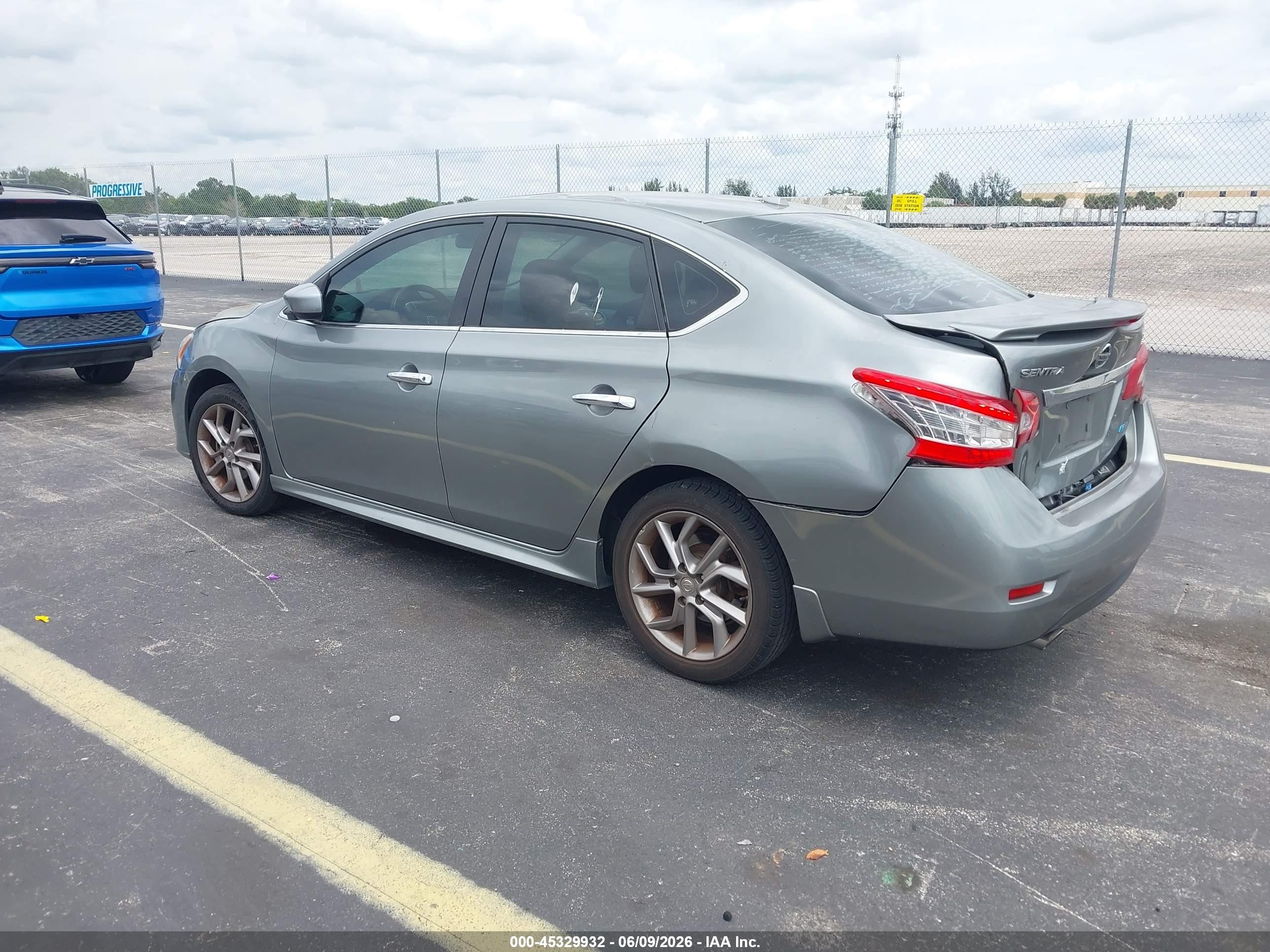 2014 Nissan Sentra Sr Silver vin: 3N1AB7AP6EY341342