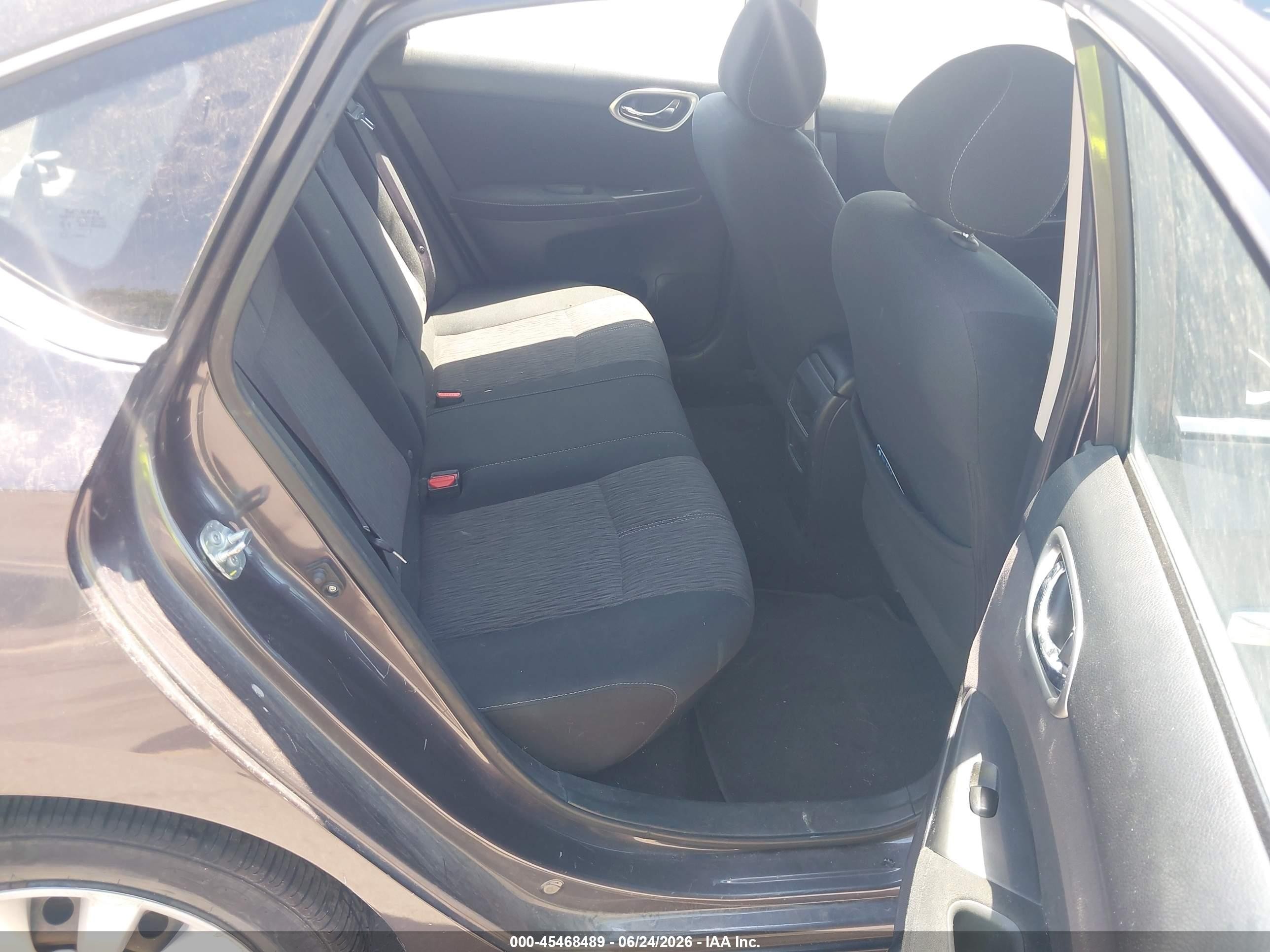 2015 Nissan Sentra Fe+ S/s/sl/sr/sv Silver vin: 3N1AB7AP6FL643065
