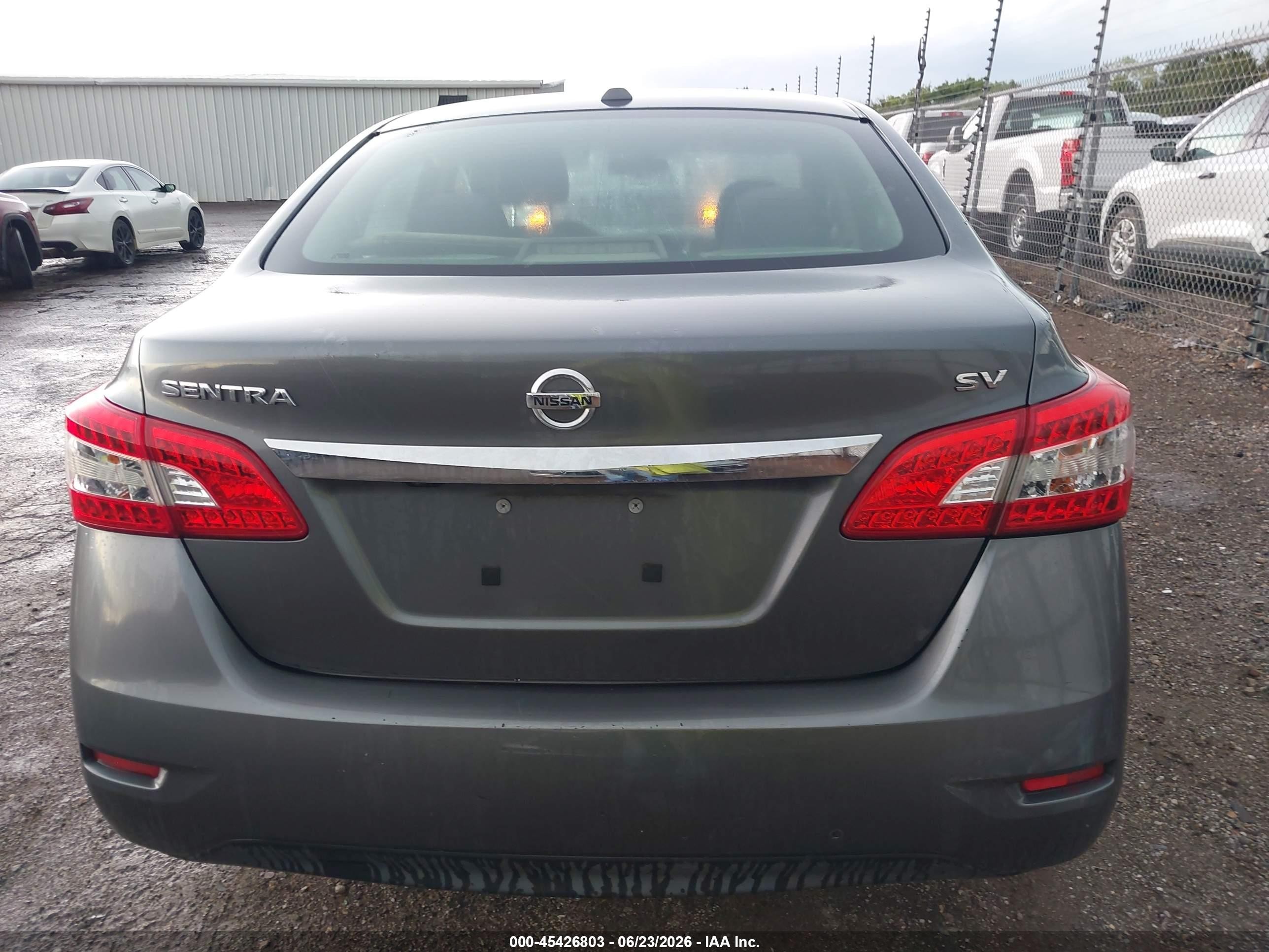 2015 Nissan Sentra Fe+ S/s/sl/sr/sv Gray vin: 3N1AB7AP6FL646788