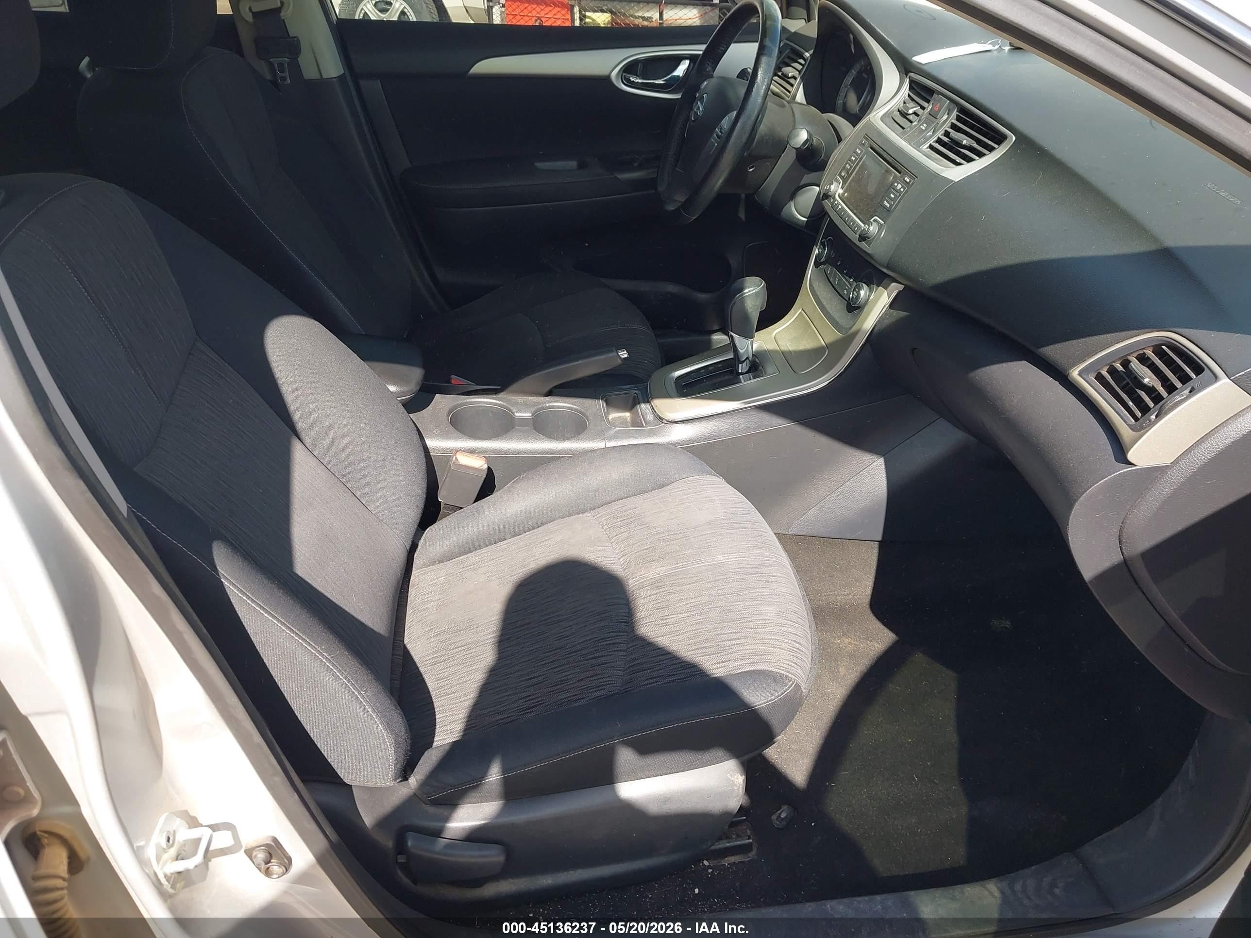 2015 Nissan Sentra Fe+ S/s/sl/sr/sv Silver vin: 3N1AB7AP6FL652476