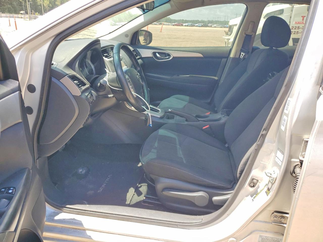 2015 Nissan Sentra Sv Серебряный vin: 3N1AB7AP6FL656642