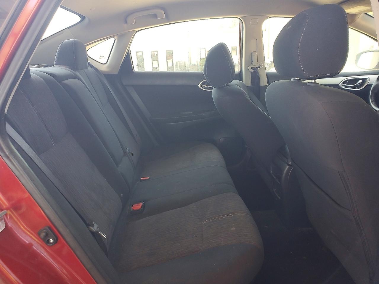 2015 Nissan Sentra S Burgundy vin: 3N1AB7AP6FL667771