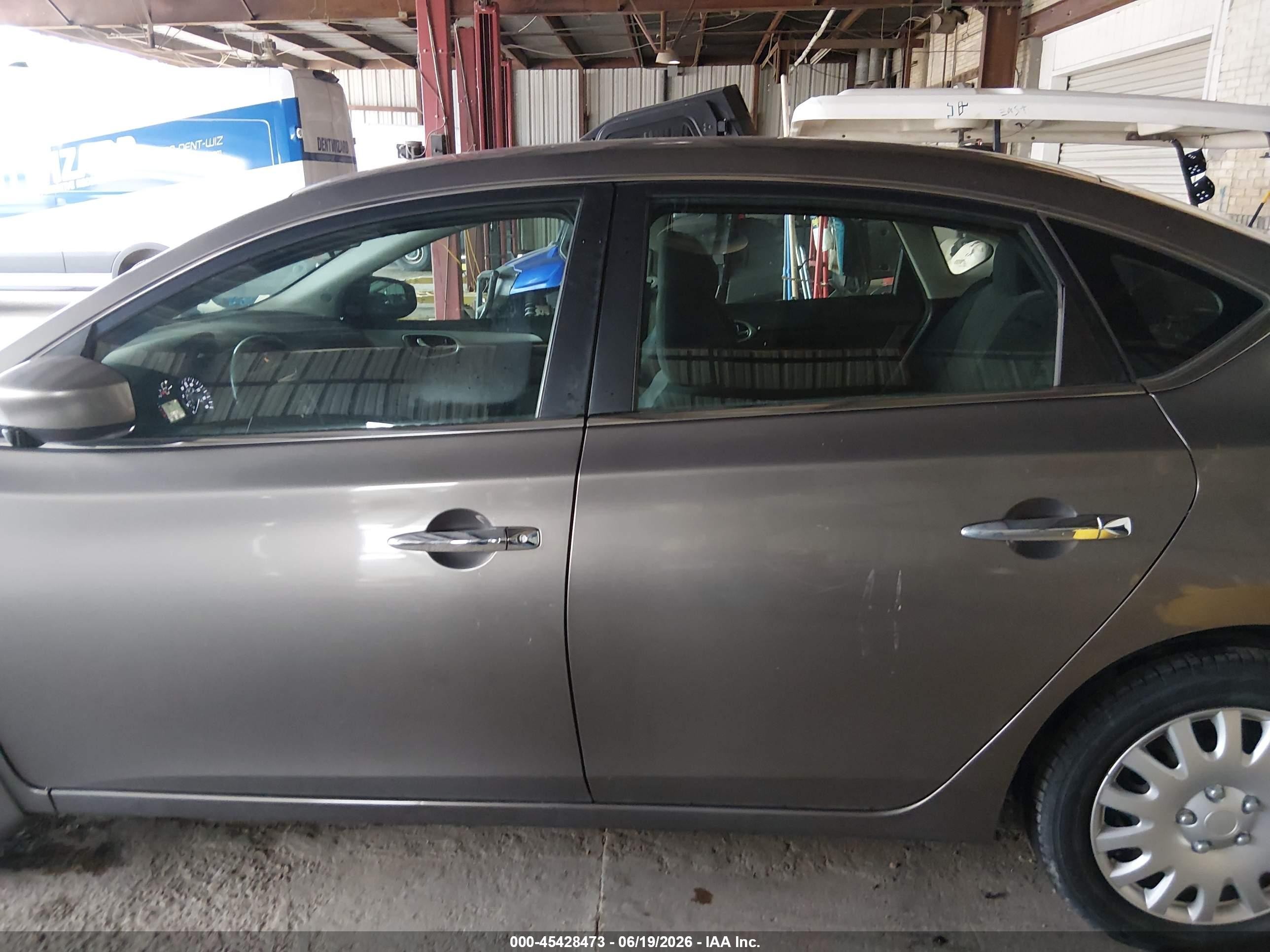 2015 Nissan Sentra Sv Brown vin: 3N1AB7AP6FL679273