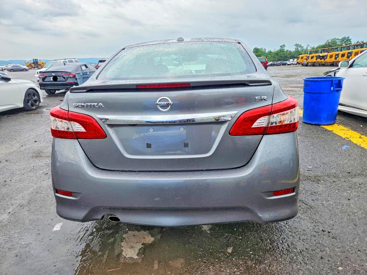 2015 Nissan Sentra Sr Gray vin: 3N1AB7AP6FY227813