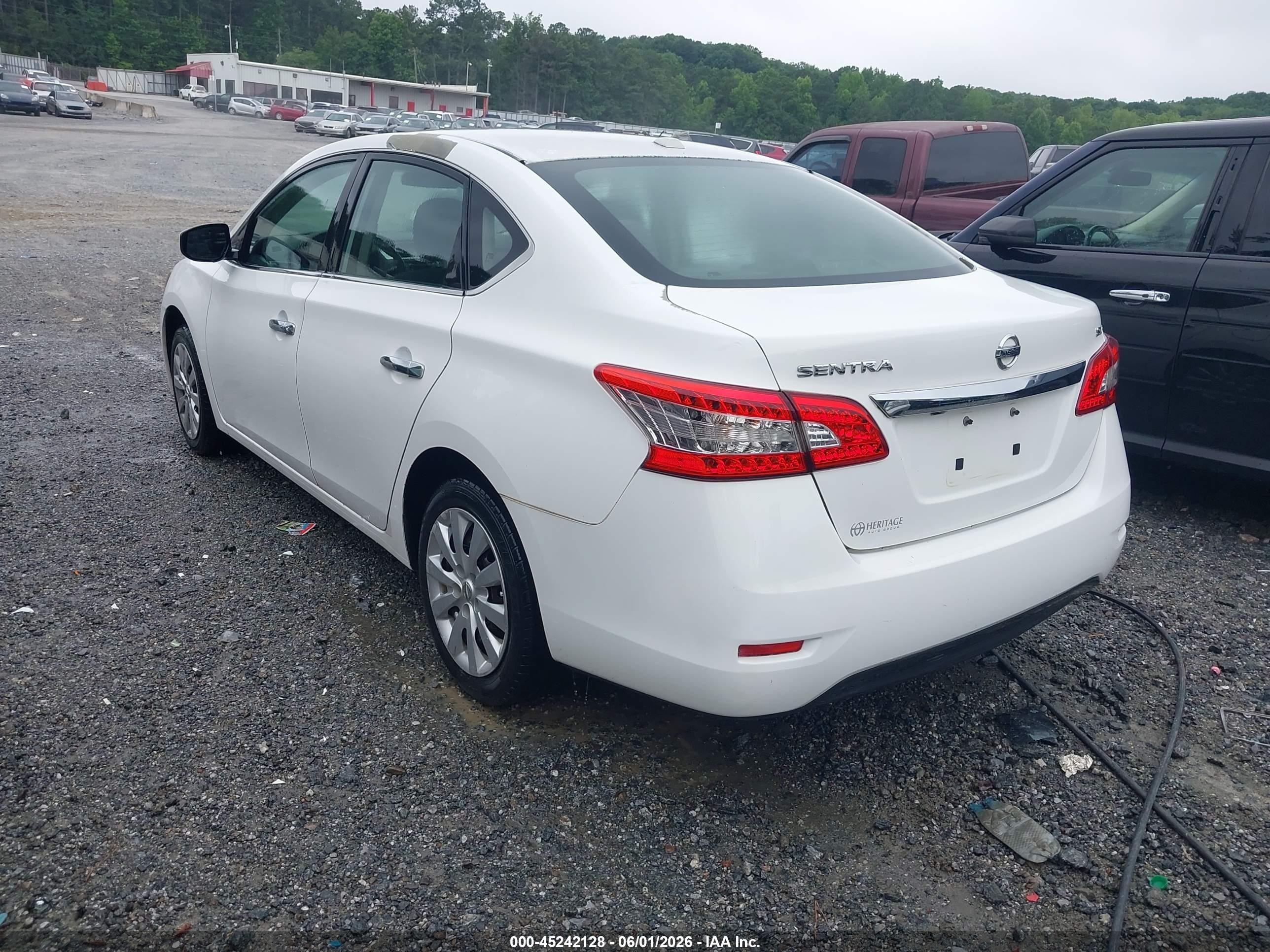 2015 Nissan Sentra Fe+ S/s/sl/sr/sv Белый vin: 3N1AB7AP6FY236169