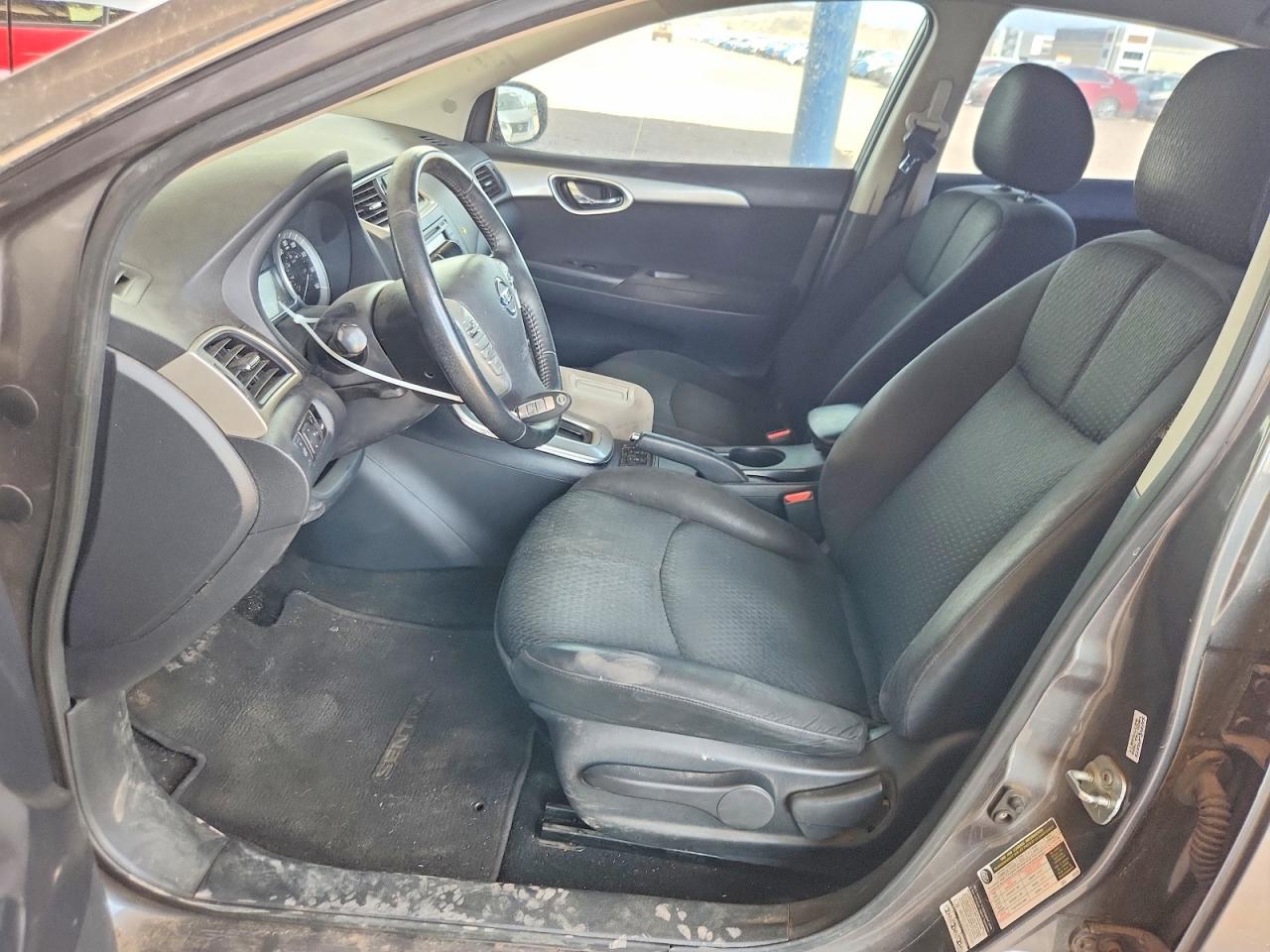 2015 Nissan Sentra Серый vin: 3N1AB7AP6FY268135