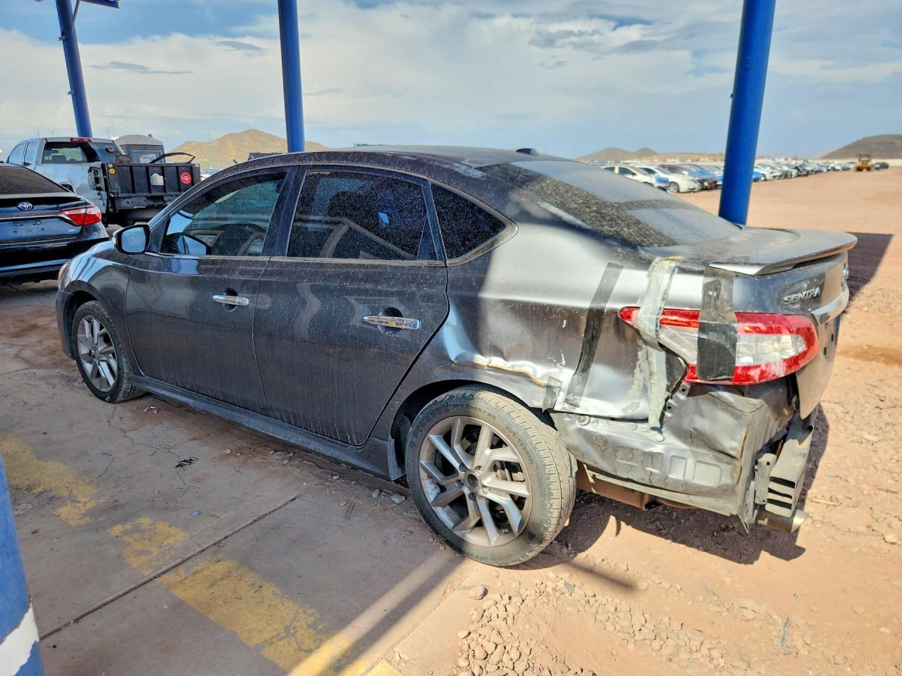 2015 Nissan Sentra Серый vin: 3N1AB7AP6FY268135