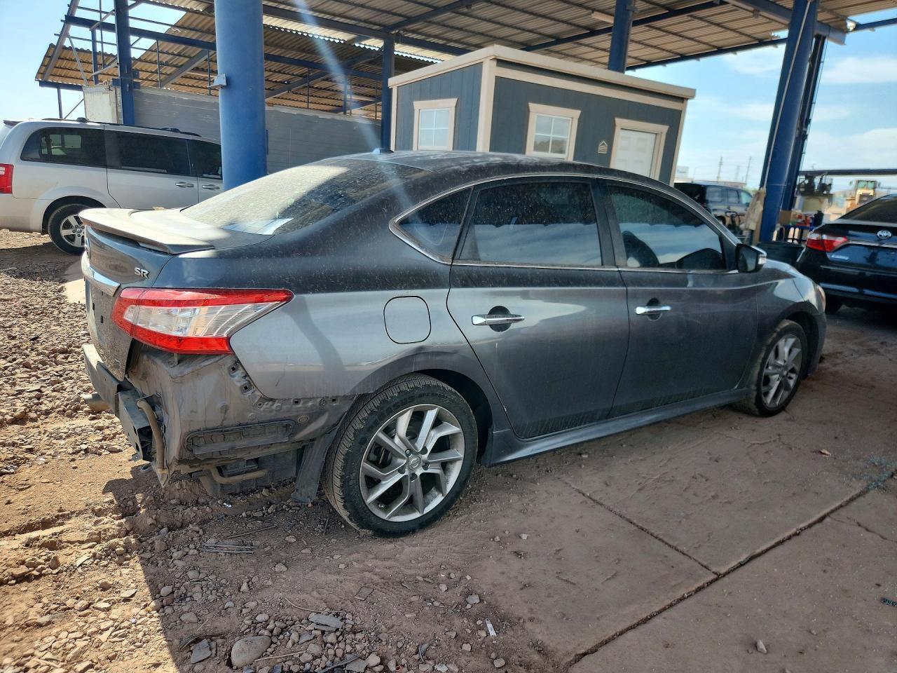2015 Nissan Sentra Серый vin: 3N1AB7AP6FY268135