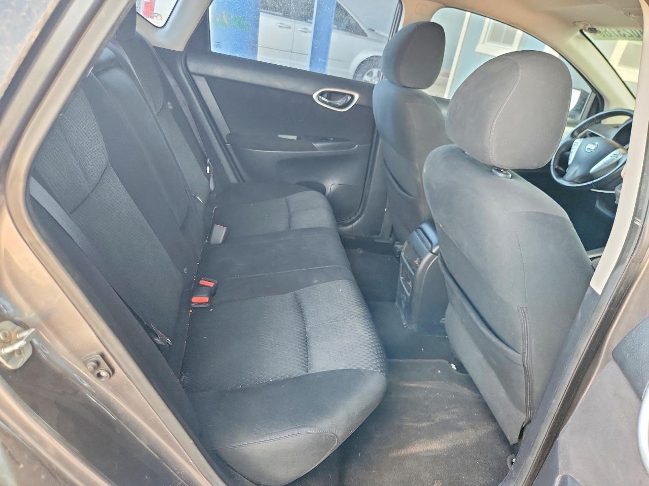2015 Nissan Sentra Серый vin: 3N1AB7AP6FY268135