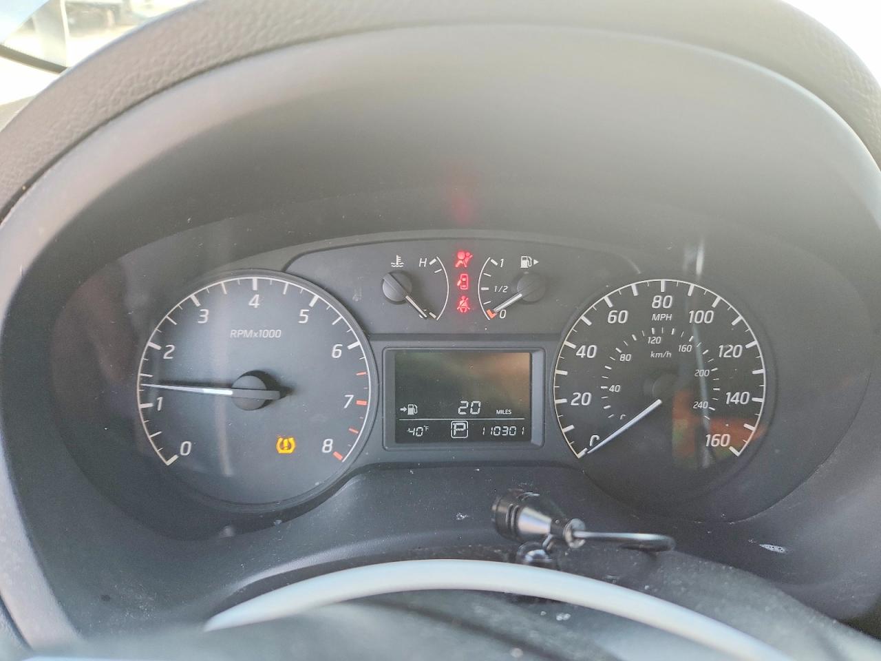 2015 Nissan Sentra S Silver vin: 3N1AB7AP6FY273173