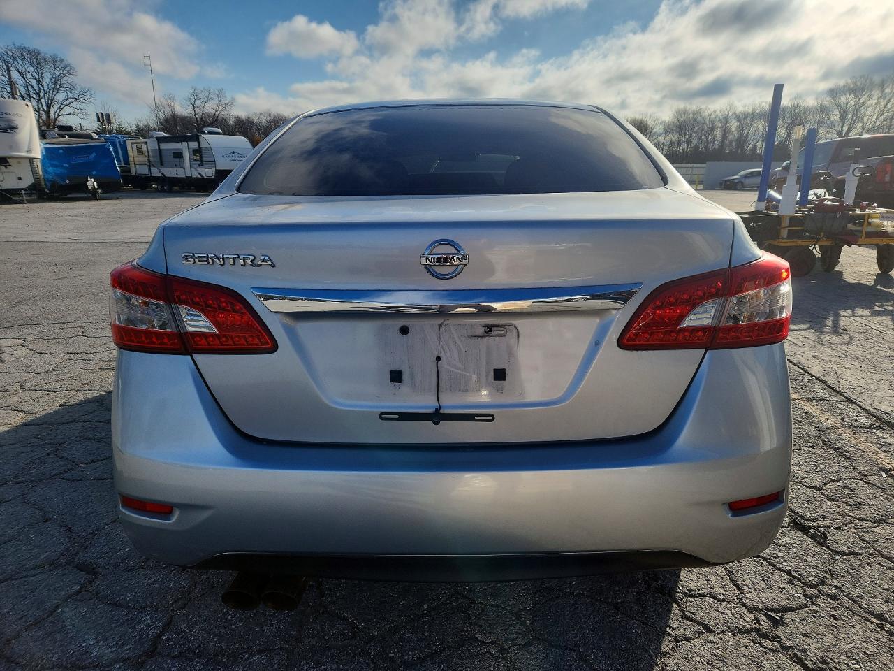 2015 Nissan Sentra S Silver vin: 3N1AB7AP6FY273173