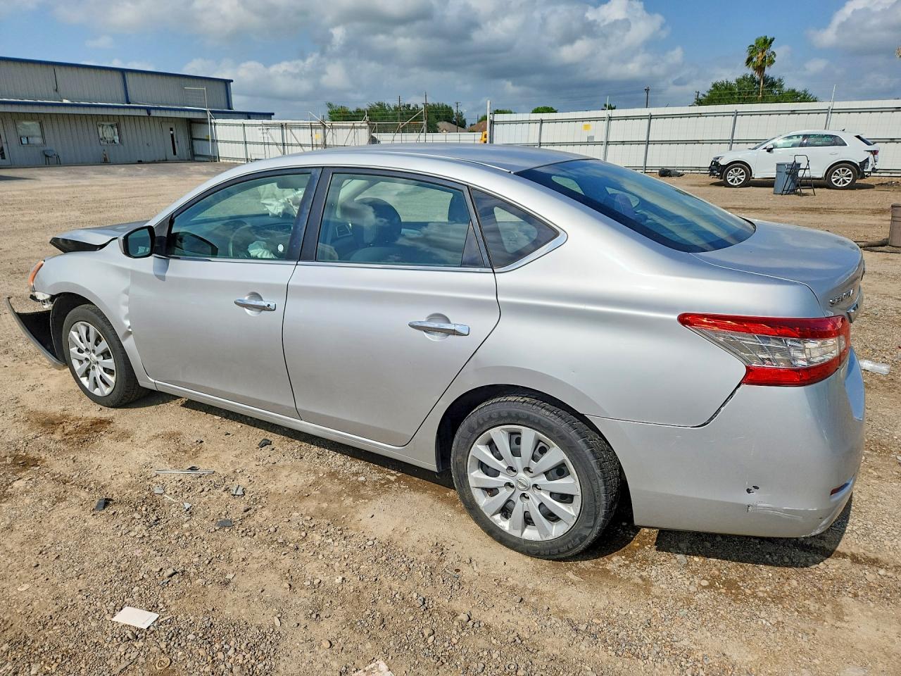 2015 Nissan Sentra S Серебряный vin: 3N1AB7AP6FY278518