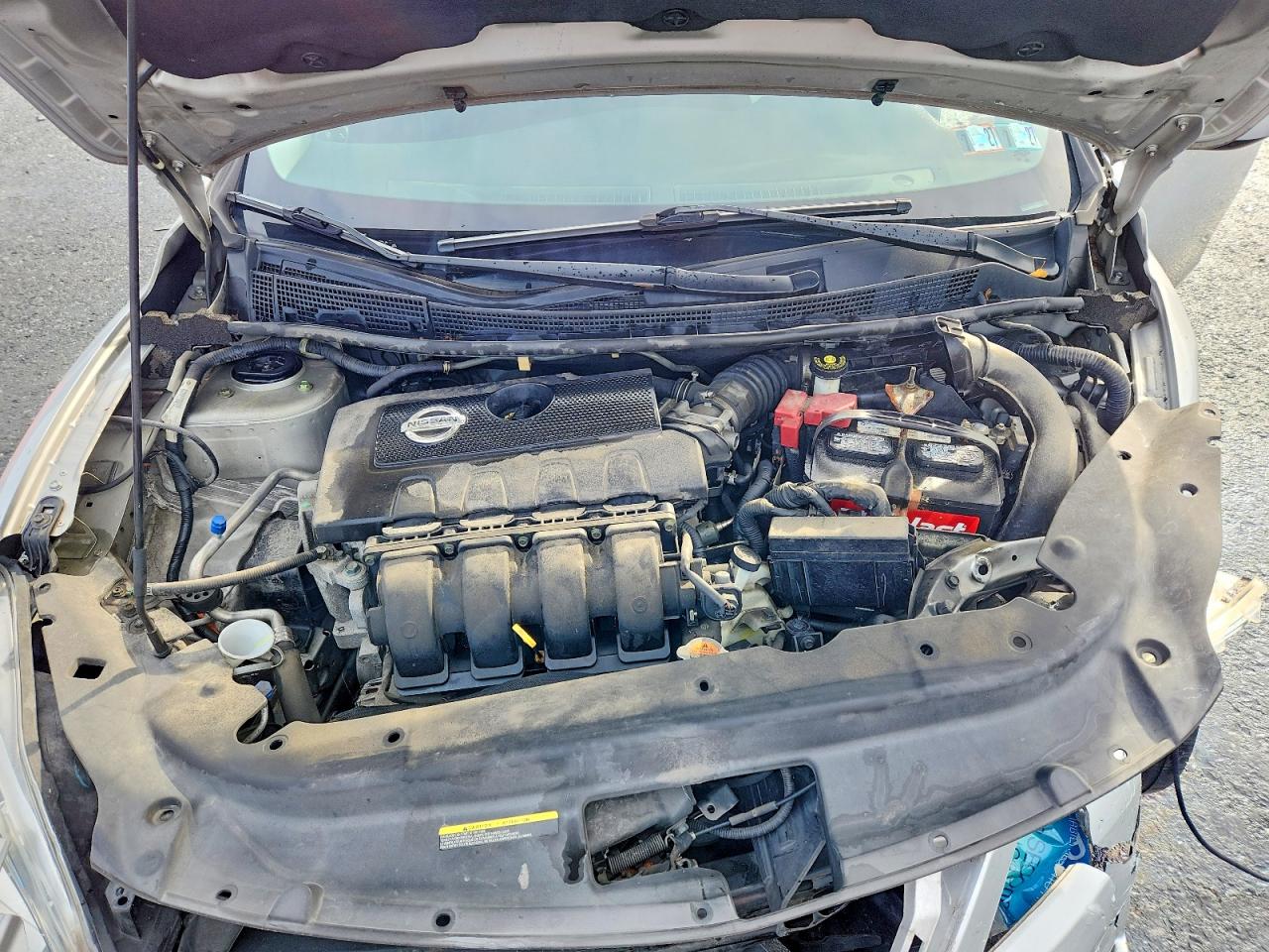 2015 Nissan Sentra S Серебряный vin: 3N1AB7AP6FY283010