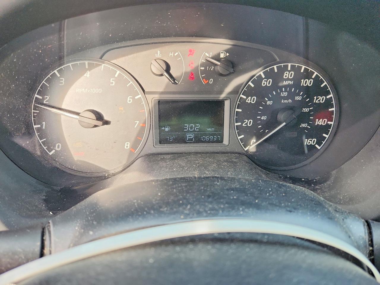 2015 Nissan Sentra S Серебряный vin: 3N1AB7AP6FY283010