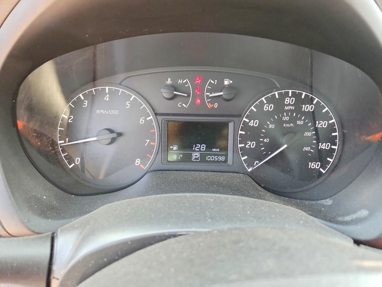 2015 Nissan Sentra S Серебряный vin: 3N1AB7AP6FY288210