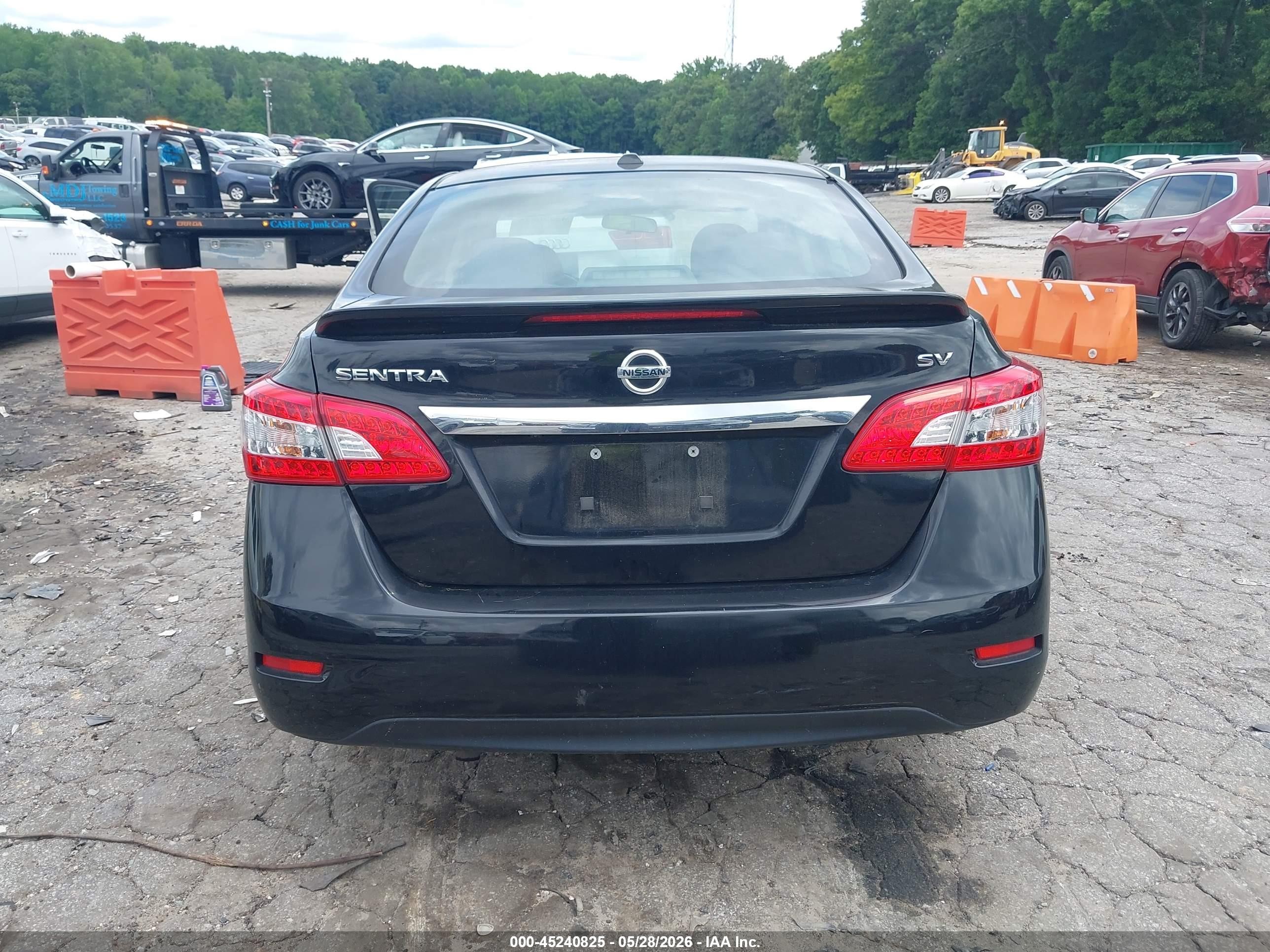 2015 Nissan Sentra Sv Черный vin: 3N1AB7AP6FY298803