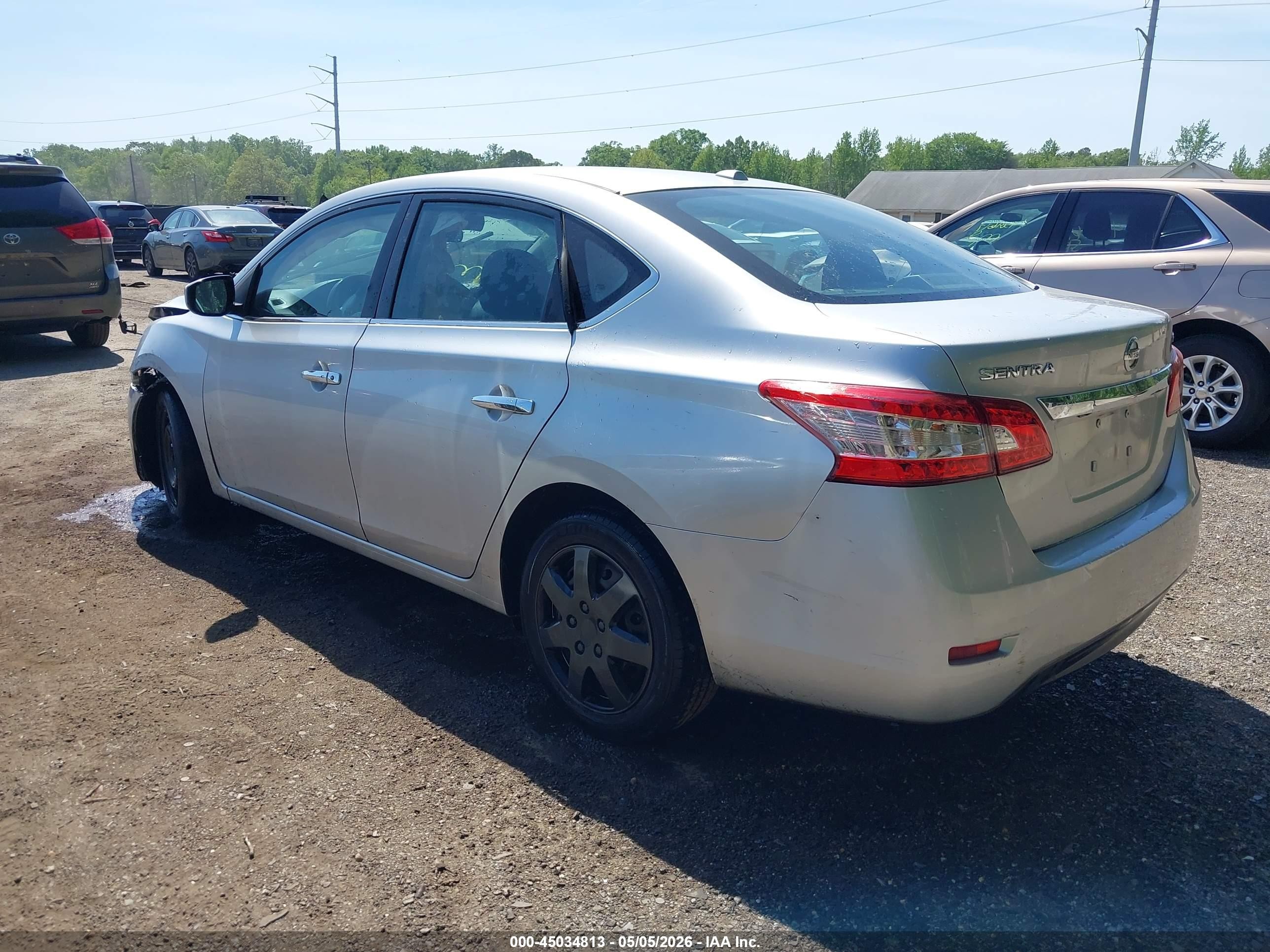 2015 Nissan Sentra Sv Серебряный vin: 3N1AB7AP6FY304907