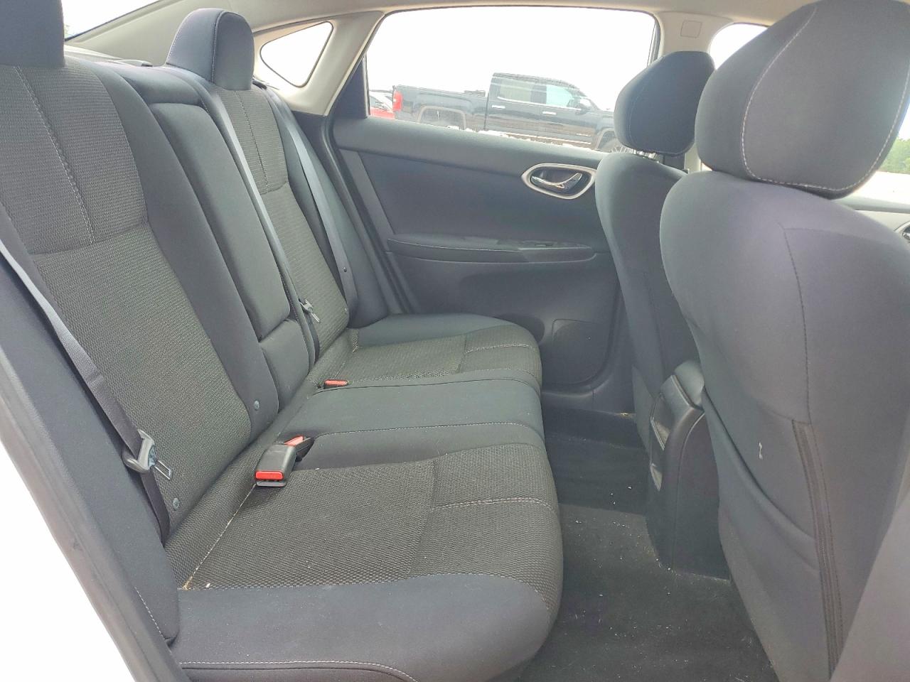 2015 Nissan Sentra Fe+ S White vin: 3N1AB7AP6FY329029