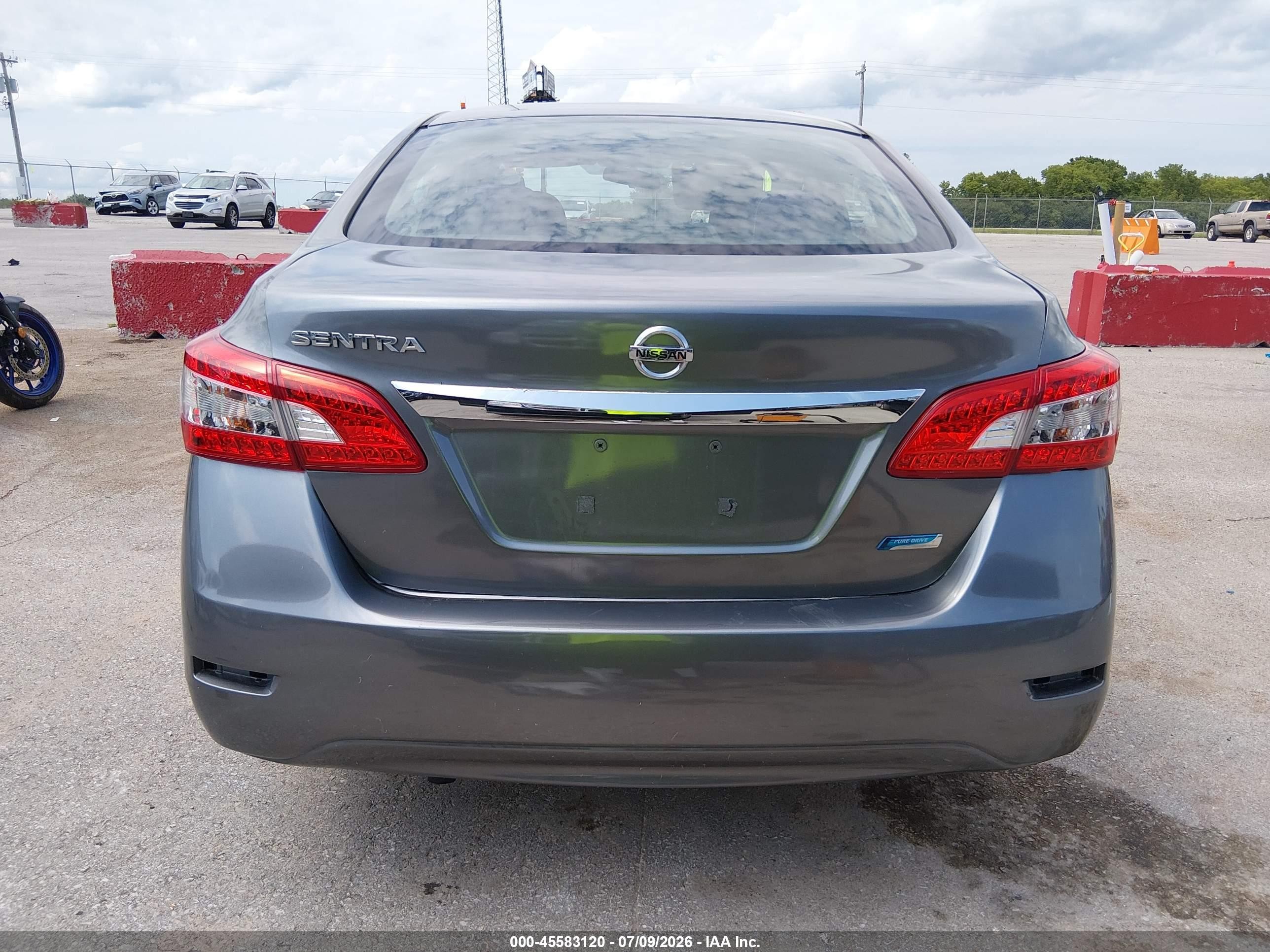2015 Nissan Sentra S Gray vin: 3N1AB7AP6FY352066