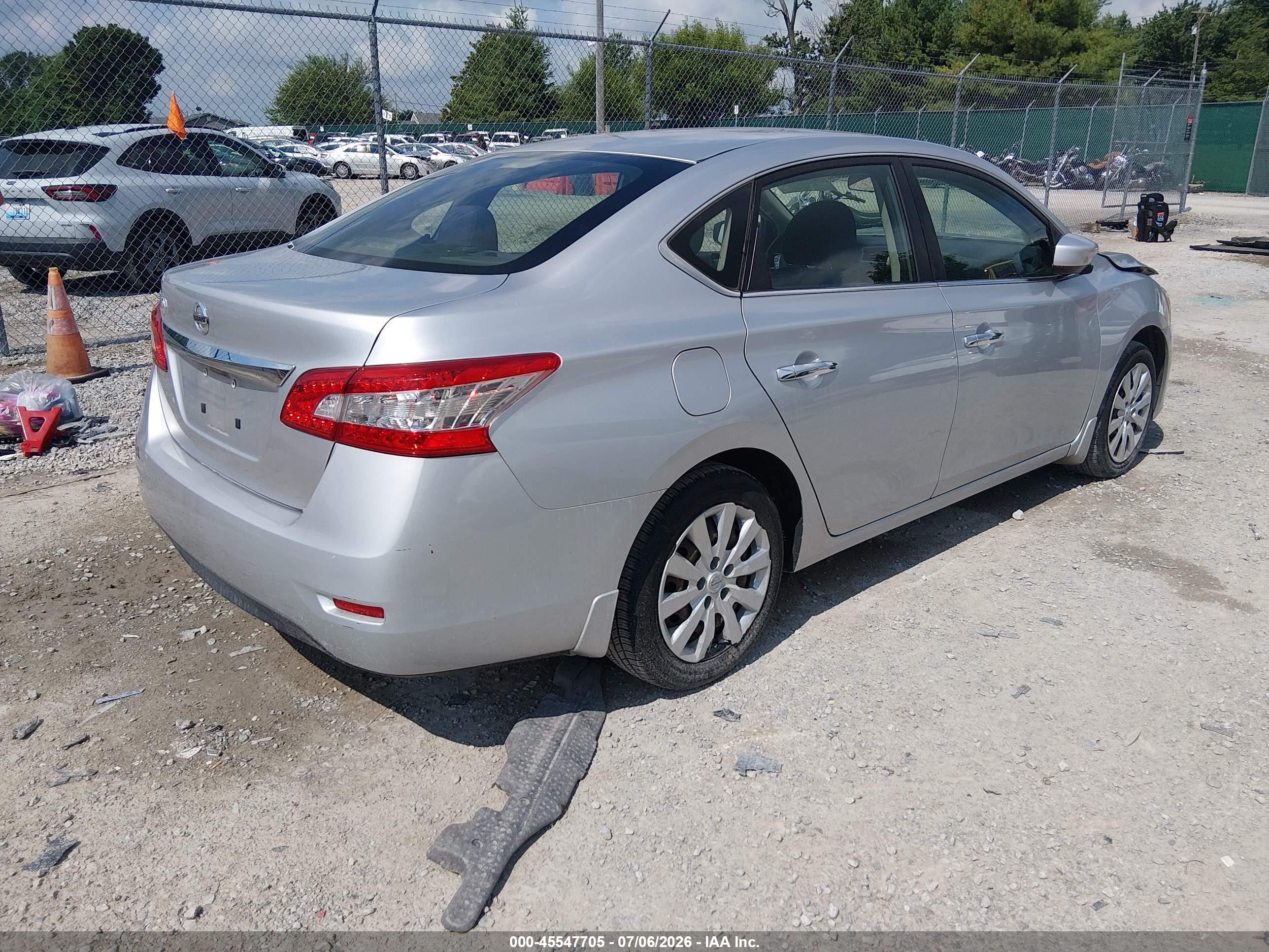 2015 Nissan Sentra S Silver vin: 3N1AB7AP6FY378974