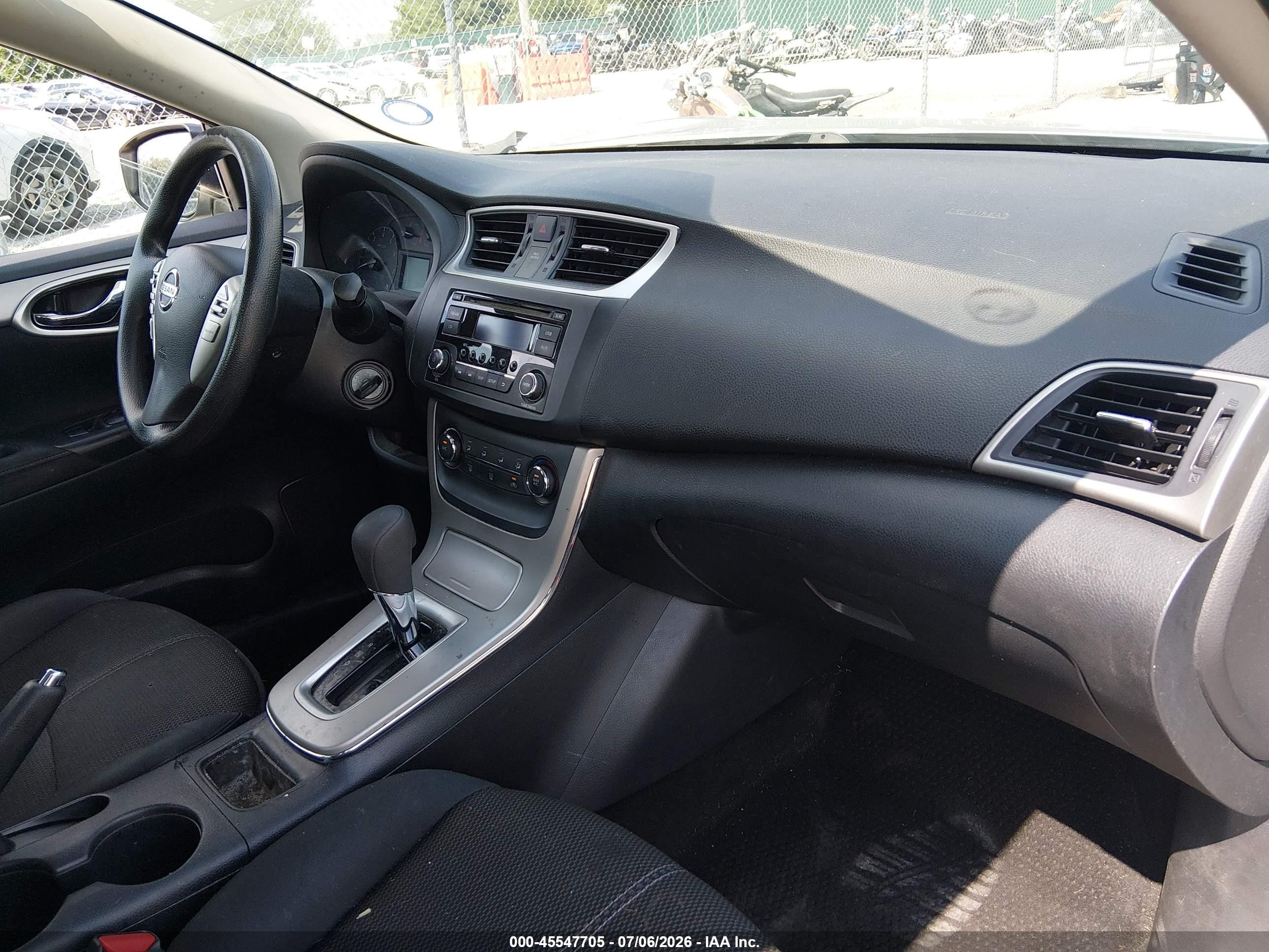 2015 Nissan Sentra S Silver vin: 3N1AB7AP6FY378974