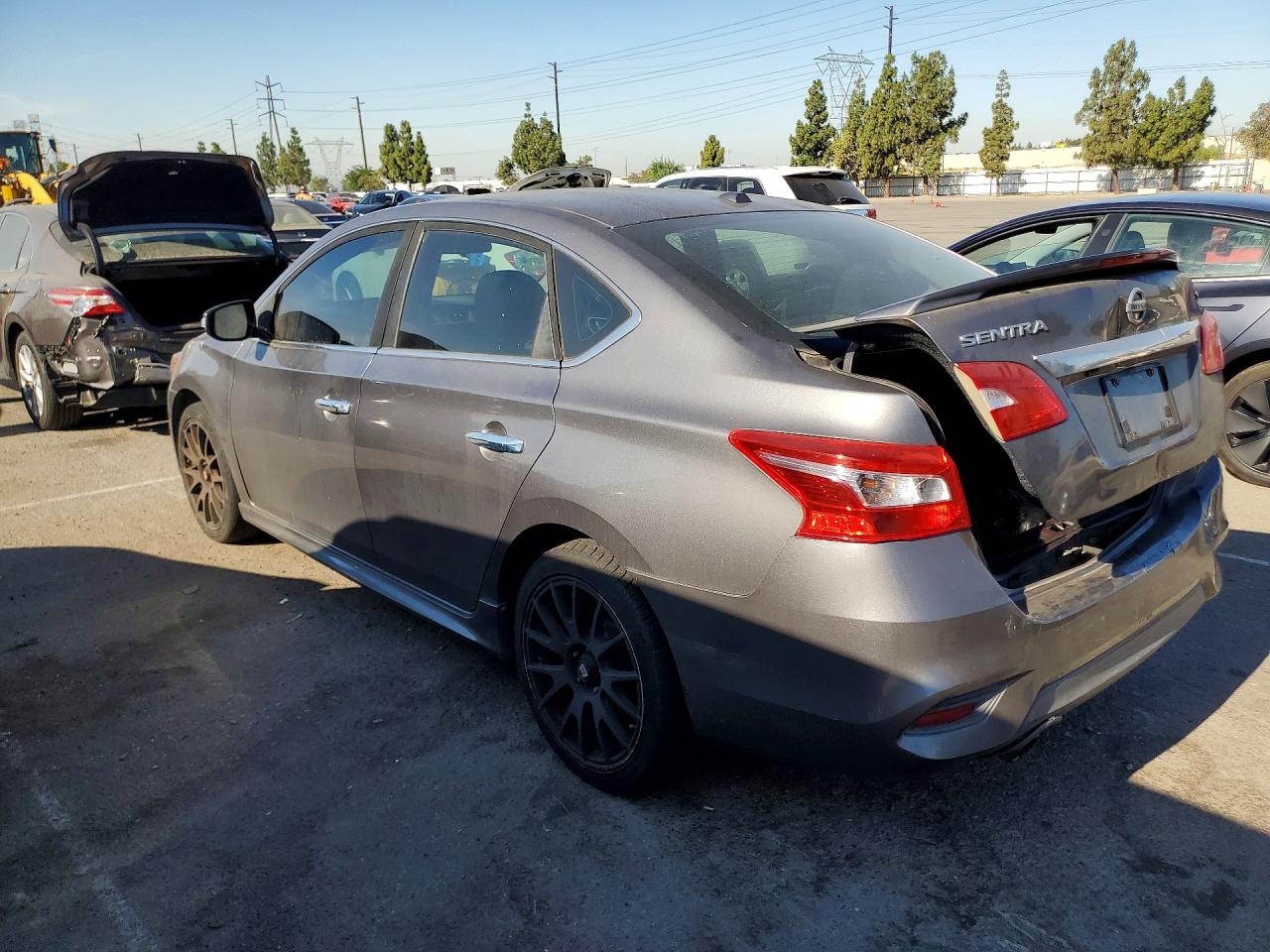 2017 Nissan Sentra Sr Charcoal vin: 3N1AB7AP6HY230391