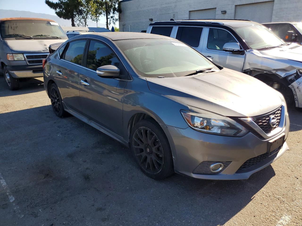 2017 Nissan Sentra Sr Charcoal vin: 3N1AB7AP6HY230391