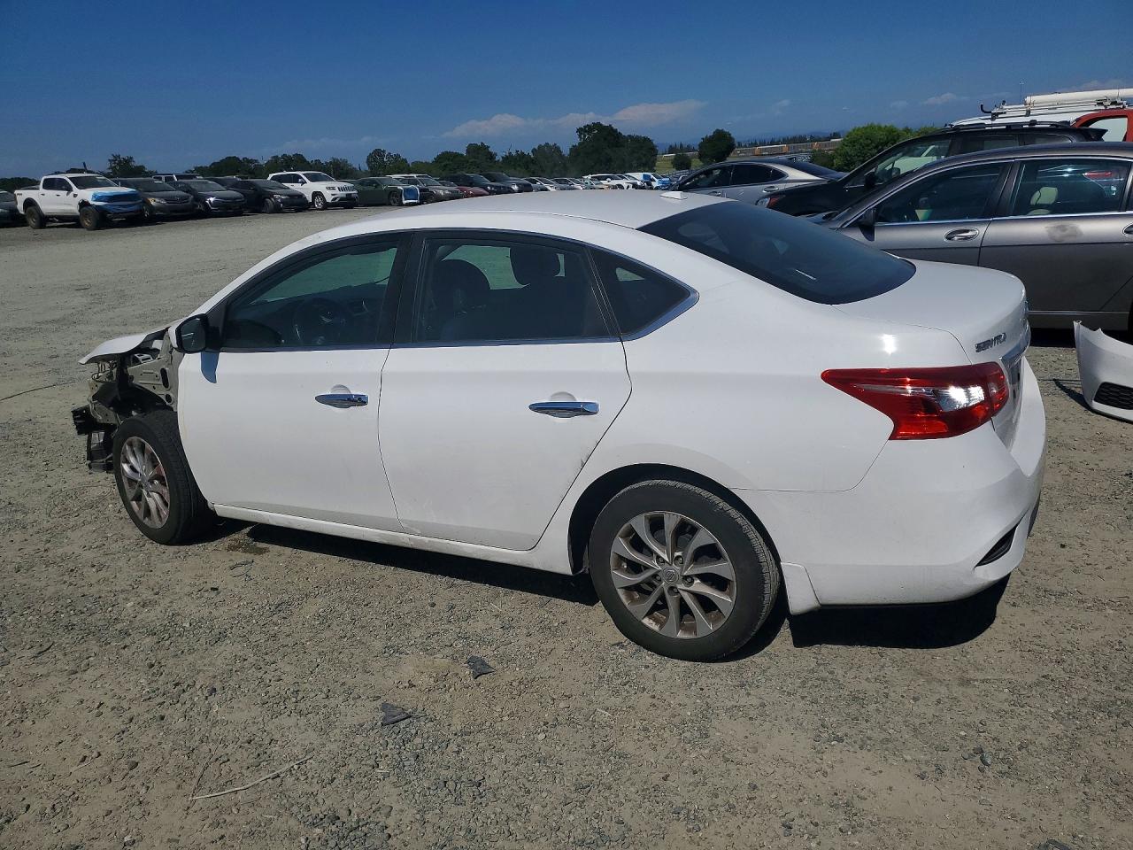 2018 Nissan Sentra Sv White vin: 3N1AB7AP6JL639218