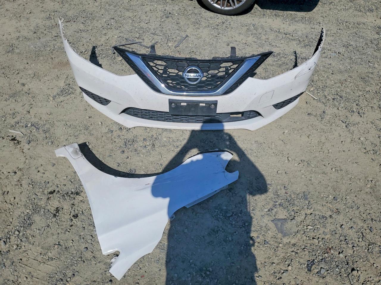 2018 Nissan Sentra Sv White vin: 3N1AB7AP6JL639218