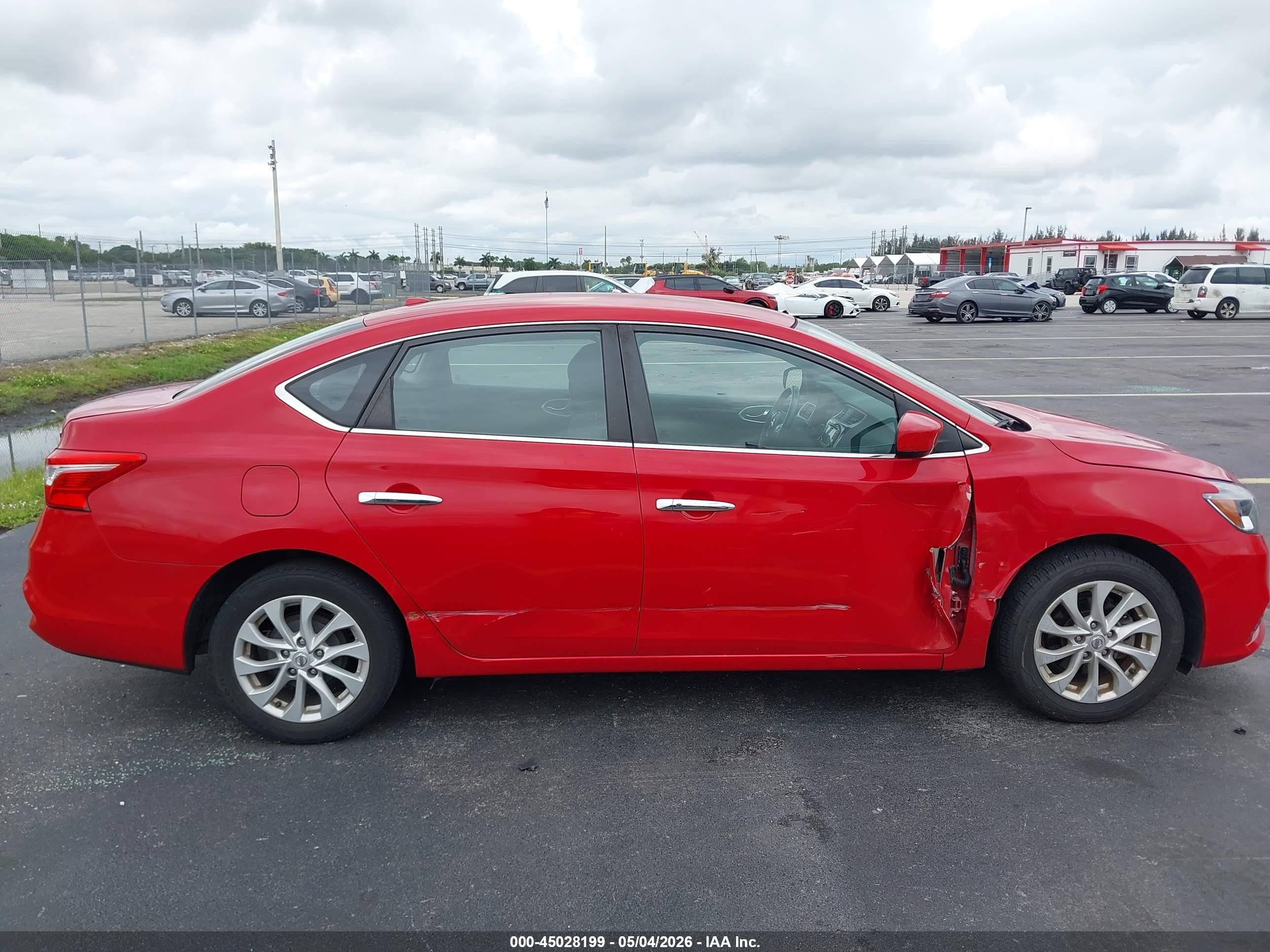 2018 Nissan Sentra Sv Красный vin: 3N1AB7AP6JL660327