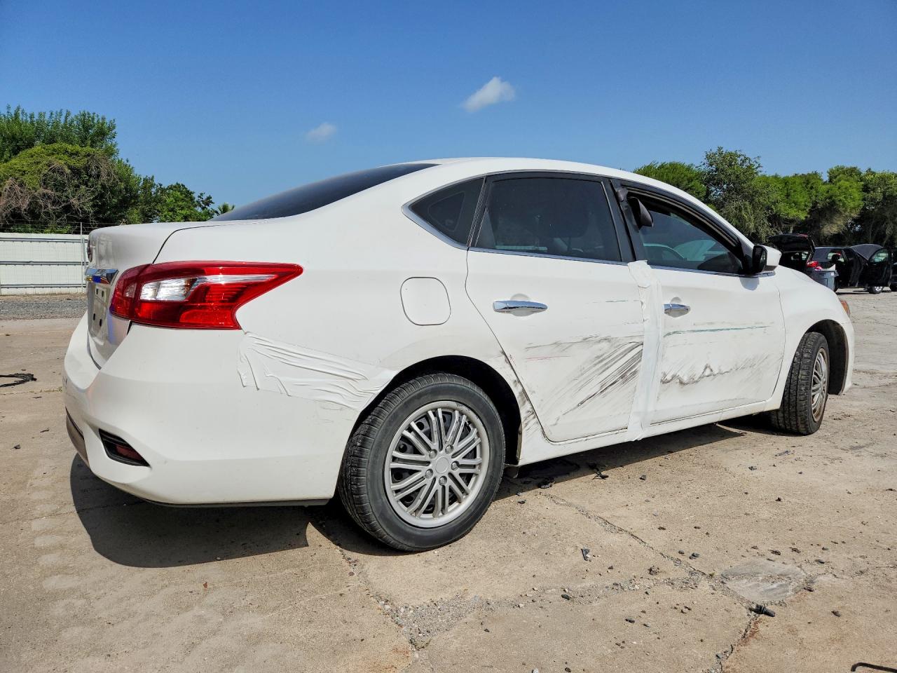 2019 Nissan Sentra S White vin: 3N1AB7AP6KY243892