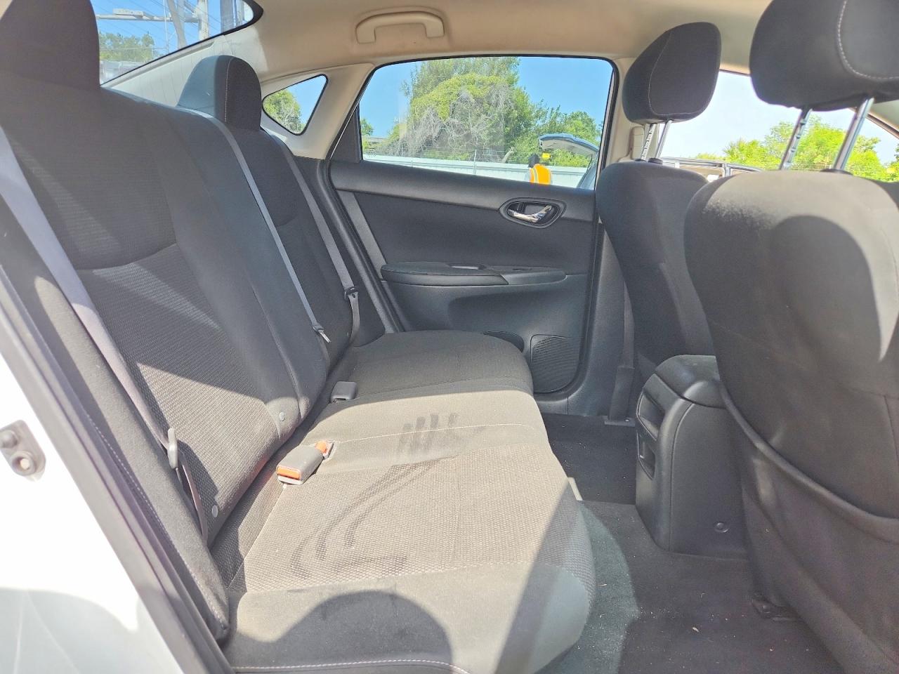 2019 Nissan Sentra S White vin: 3N1AB7AP6KY243892