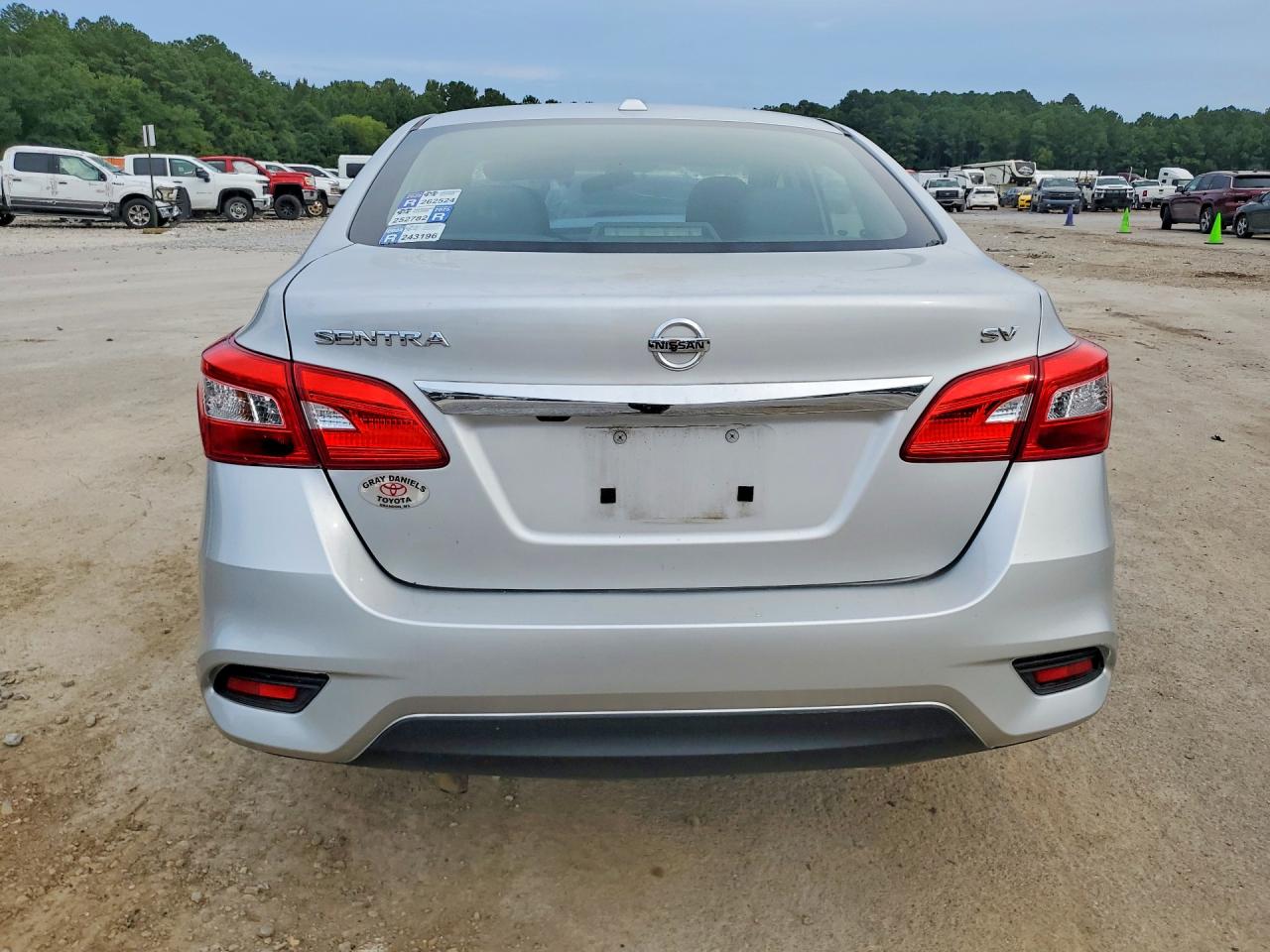 2019 Nissan Sentra Sv Silver vin: 3N1AB7AP6KY318591
