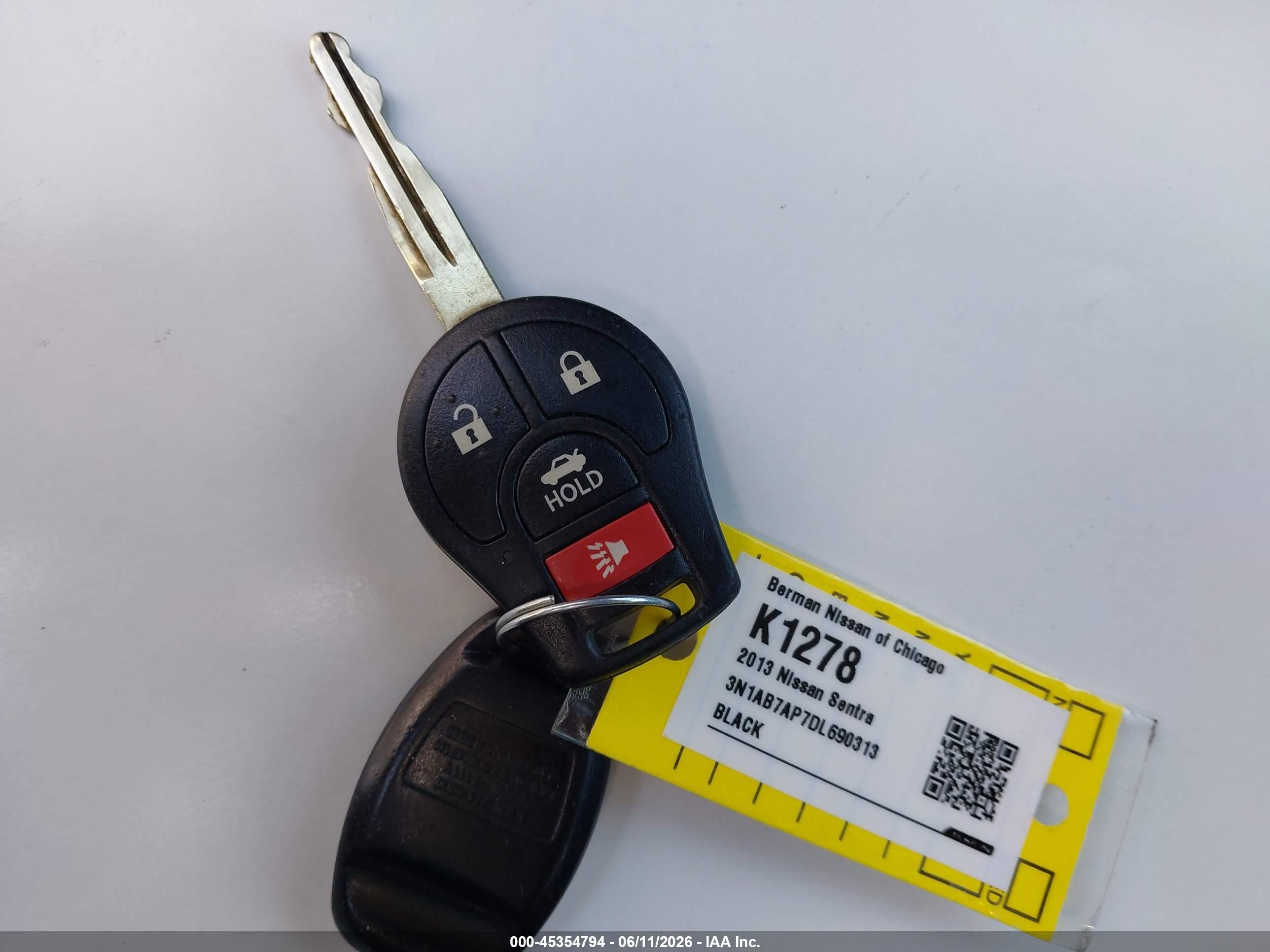 2013 Nissan Sentra Sv Черный vin: 3N1AB7AP7DL690313