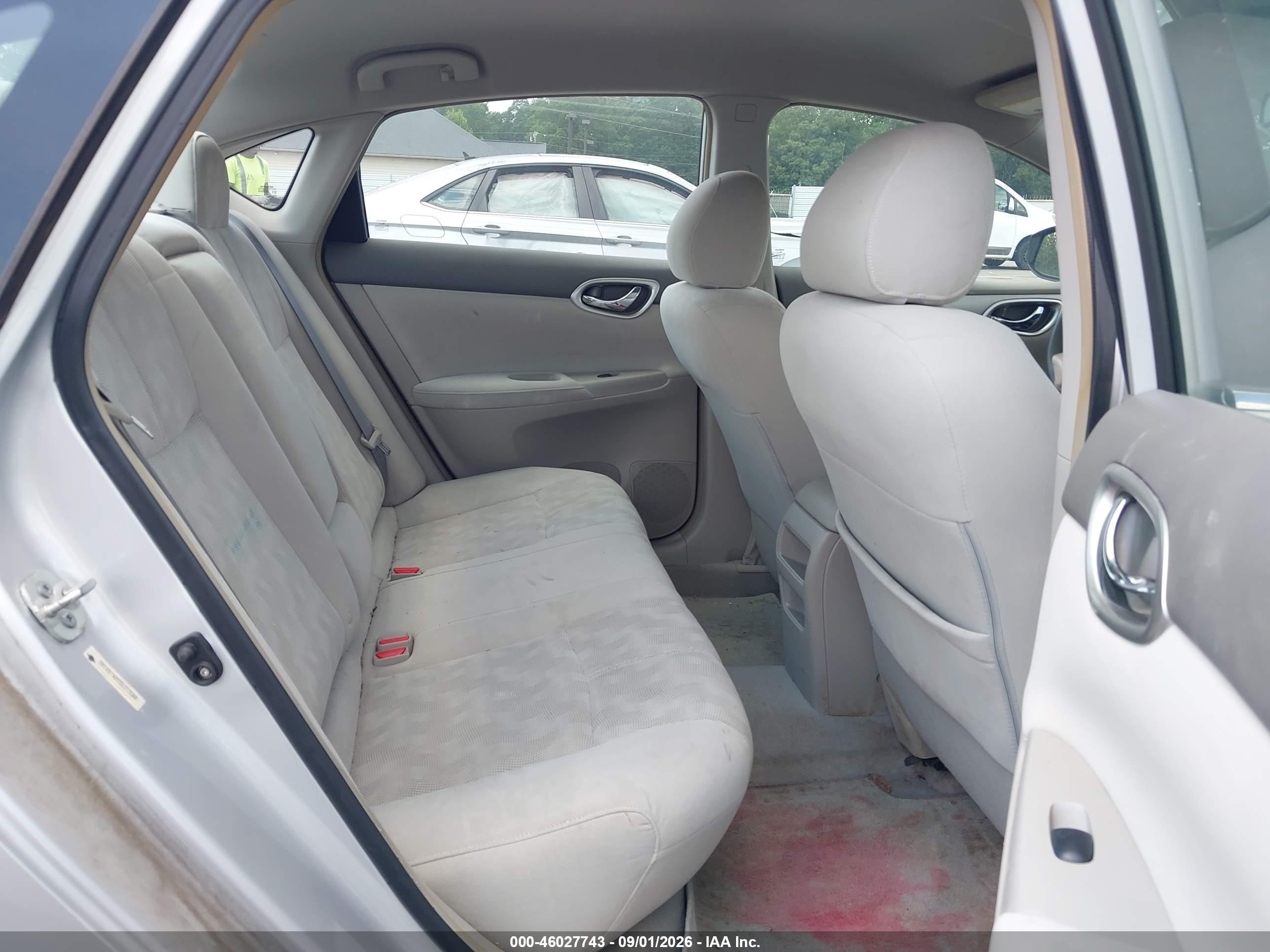 2013 Nissan Sentra Sv Серебряный vin: 3N1AB7AP7DL719048