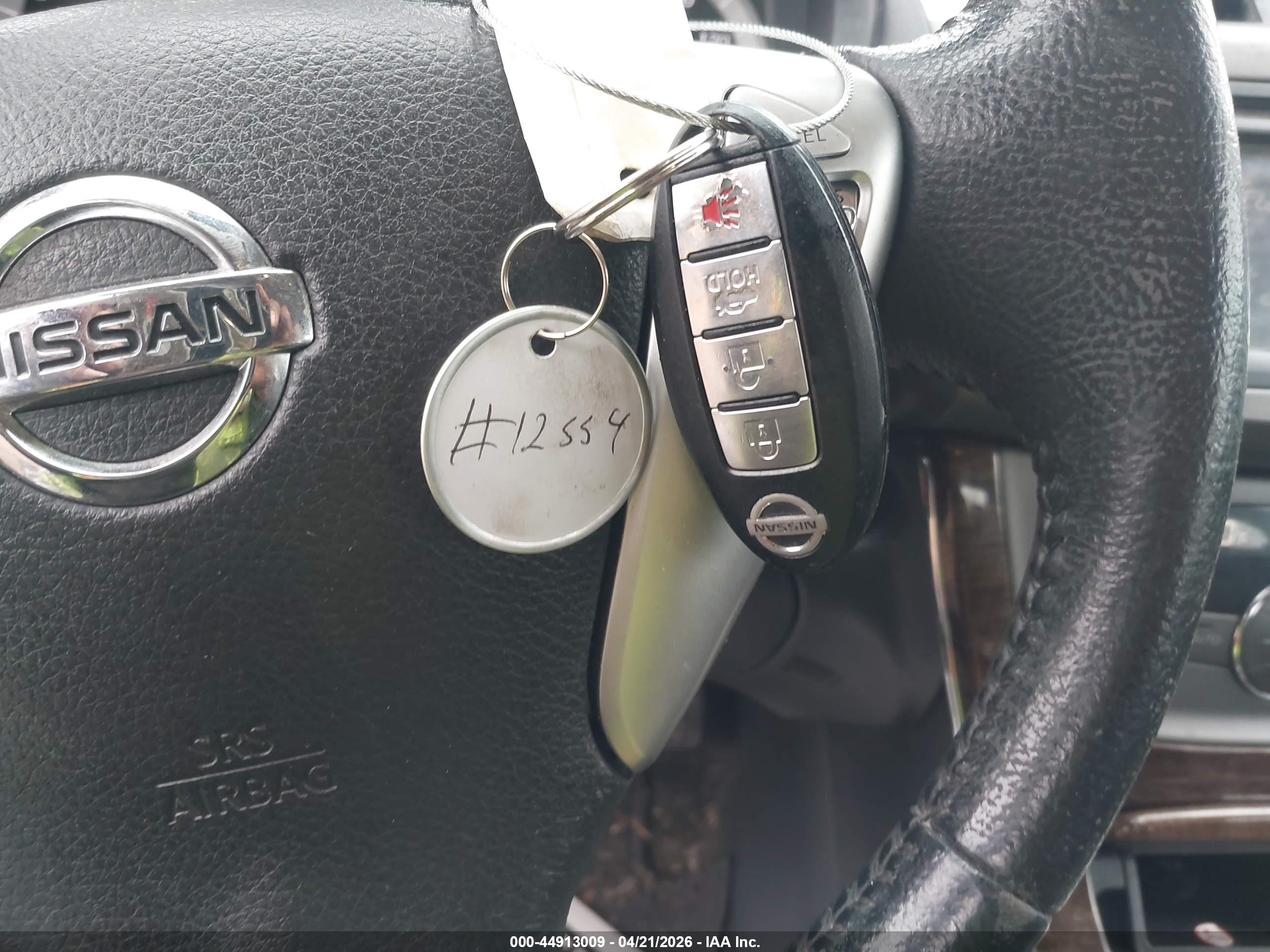 2013 Nissan Sentra Sl Серебряный vin: 3N1AB7AP7DL721690