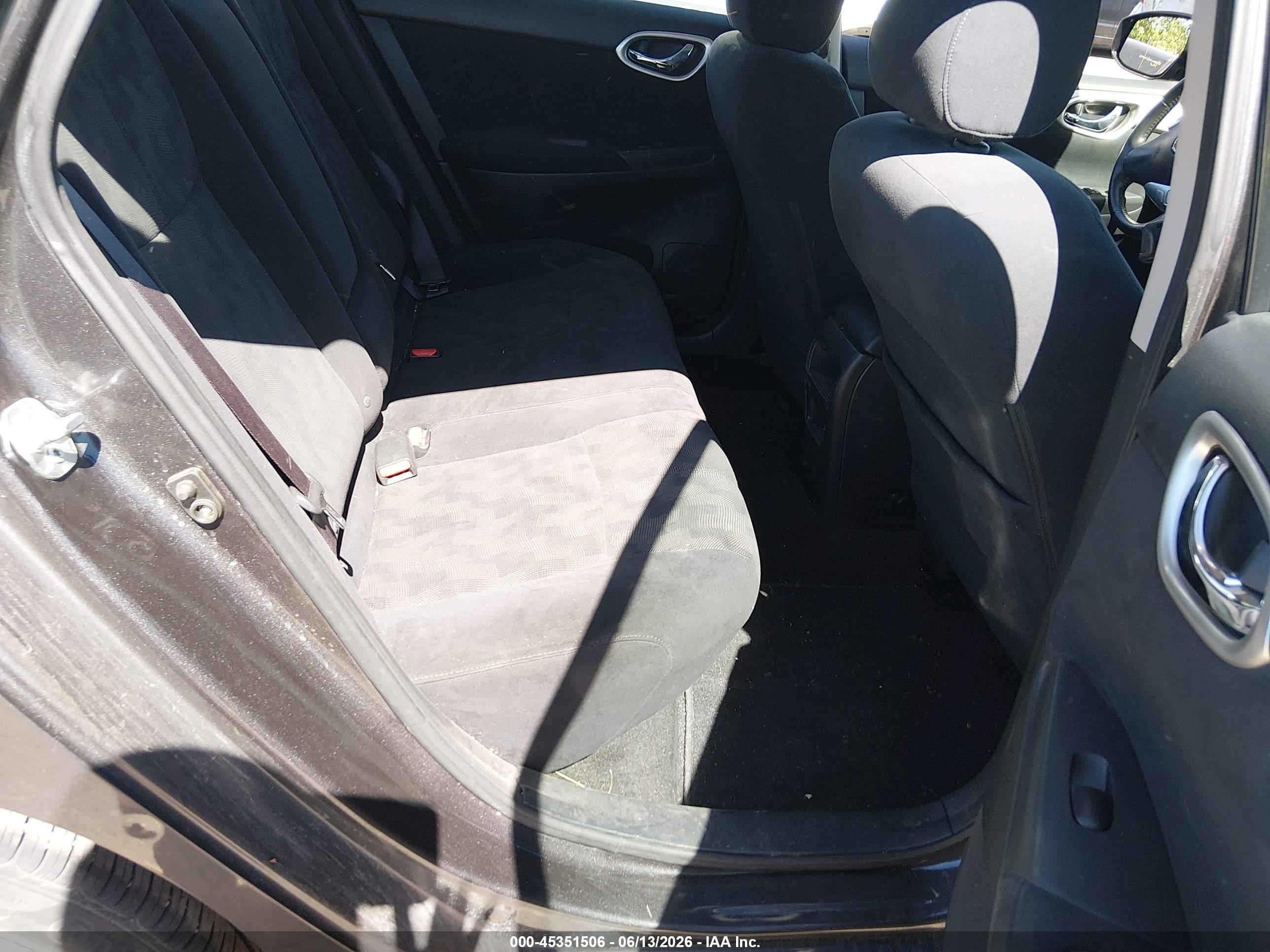 2013 Nissan Sentra Sv Silver vin: 3N1AB7AP7DL785308