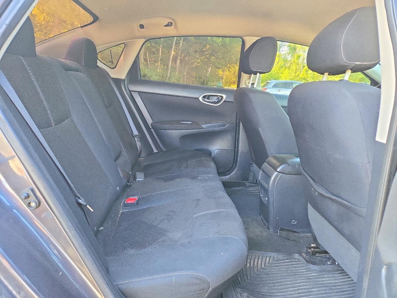 2014 Nissan Sentra S Серый vin: 3N1AB7AP7EL609165